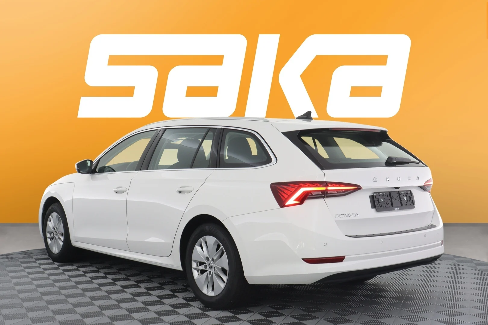 Car Image - 58dd5GP6ja3MqoqdpIEreW