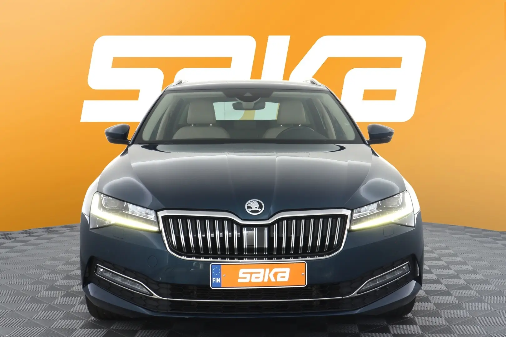 Car Image - 2sfBEFXzBDiBLKB4q5M40j