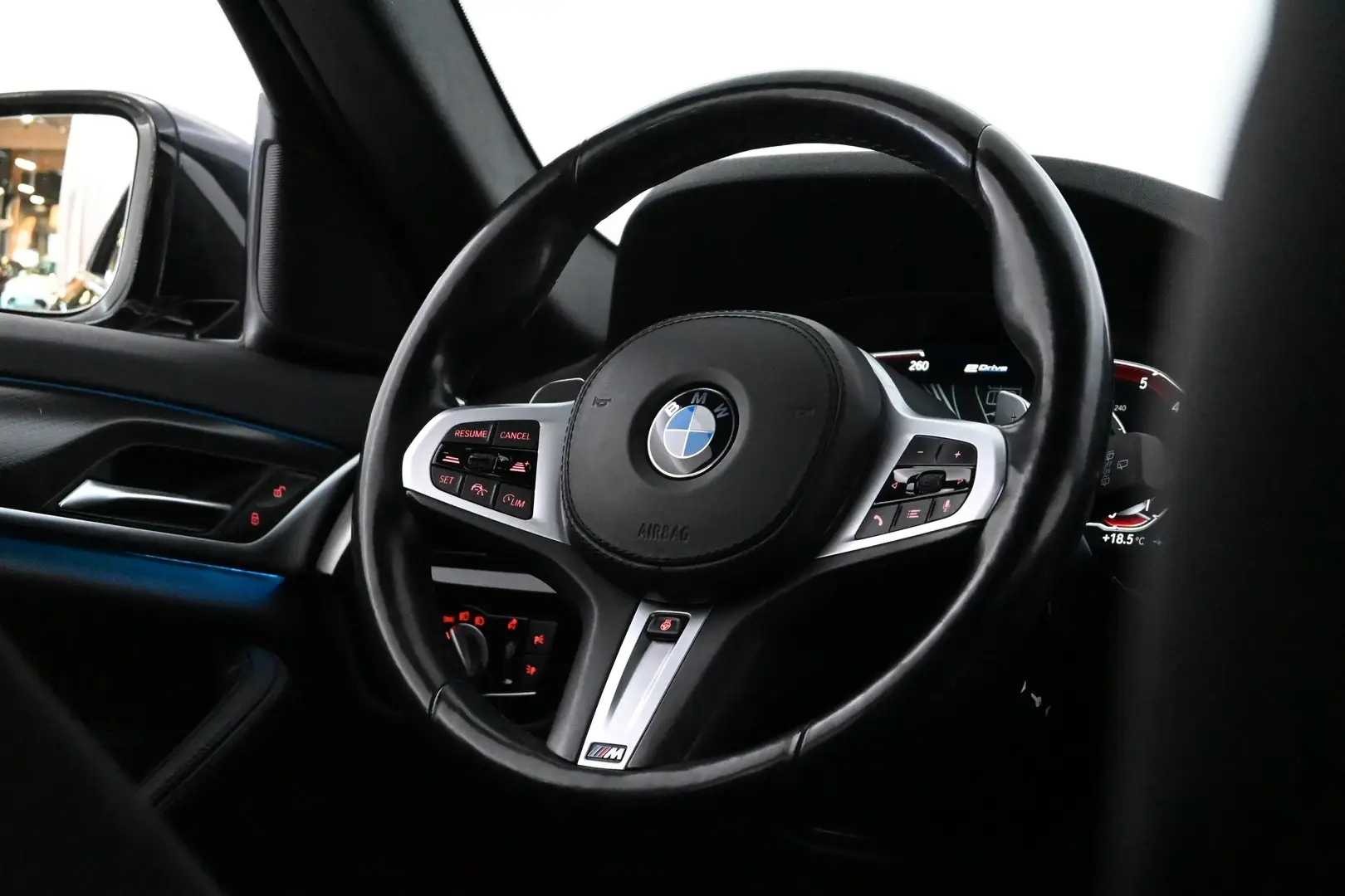 Car Image - 2o1gCc1g2a1InX1EMw4ngK