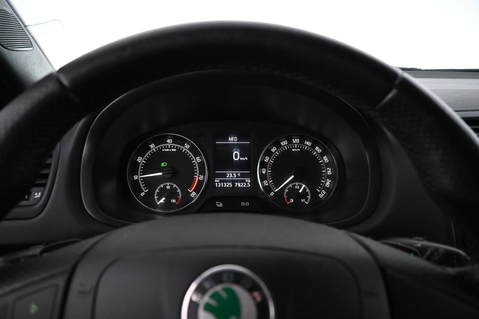 Car Image - 7nxPPHSUyoxNKuDT7phvSk