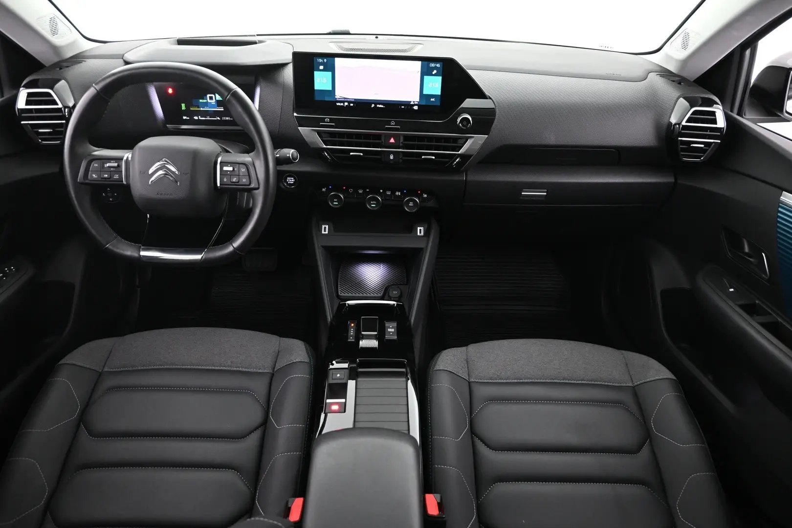 Car Image - 14IBUCQfHLb7pf6Lt3eP2n