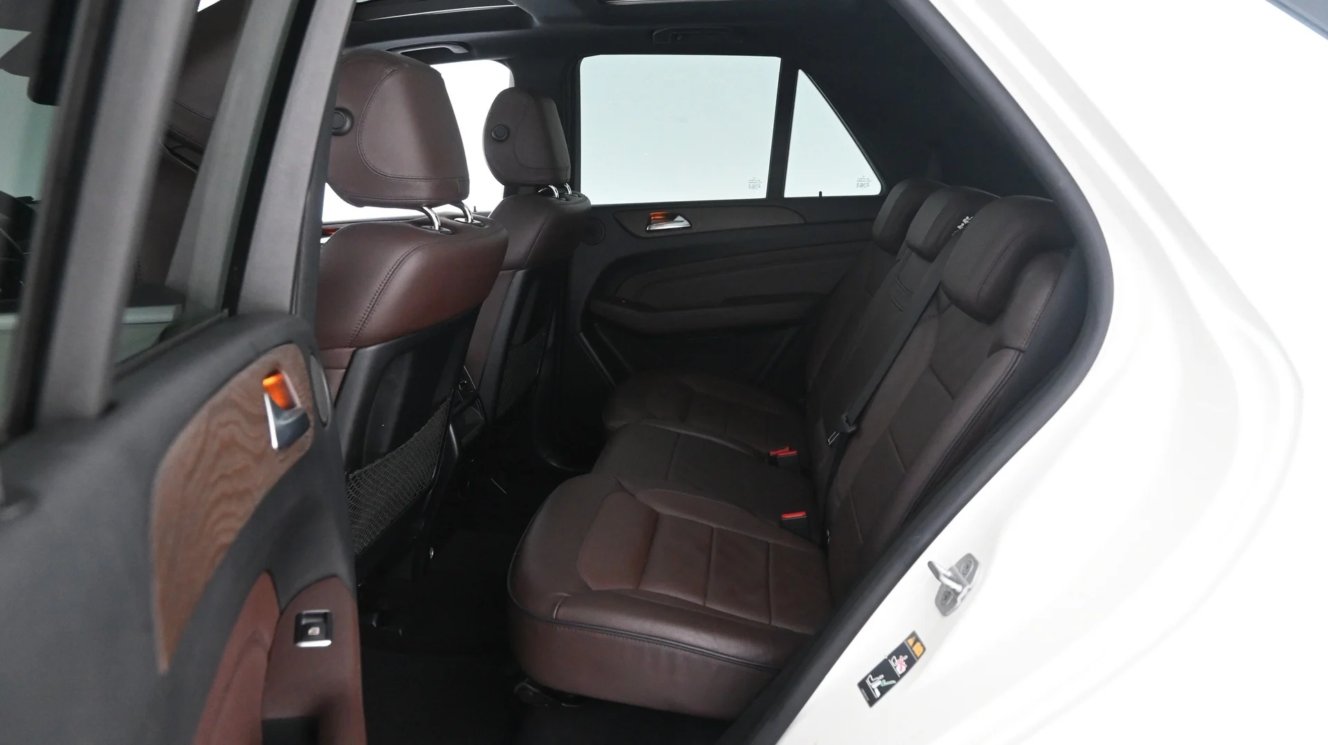 Car Image - 1wglySFuZ0NHKIpjd40kFv