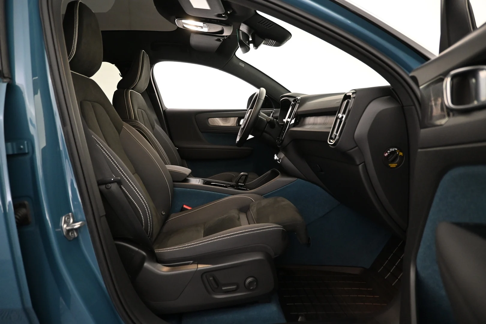 Car Image - 3pG74vfxiH2Gsv7LzoTGCT