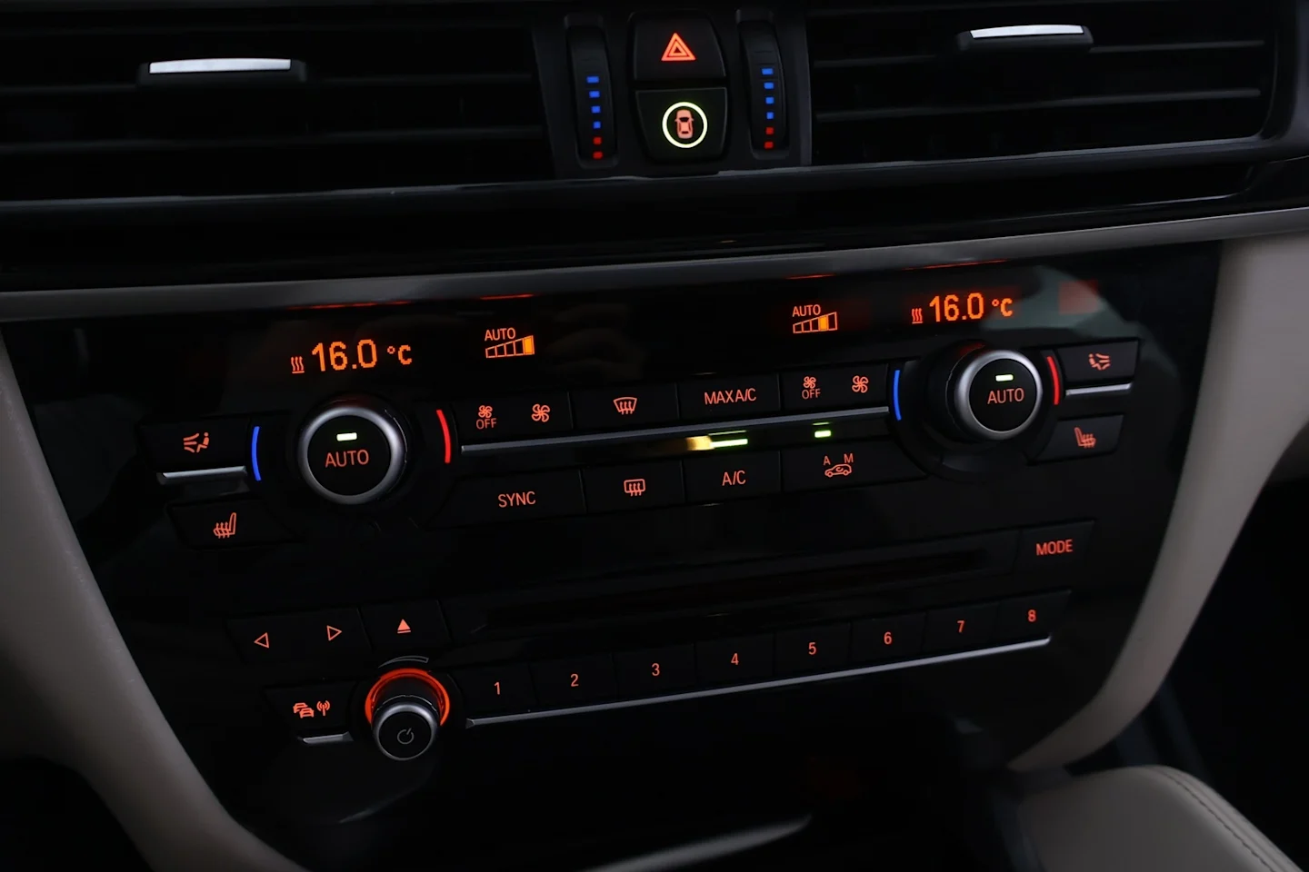 Car Image - 6UZspv60ugRmlx3Phaac8Y