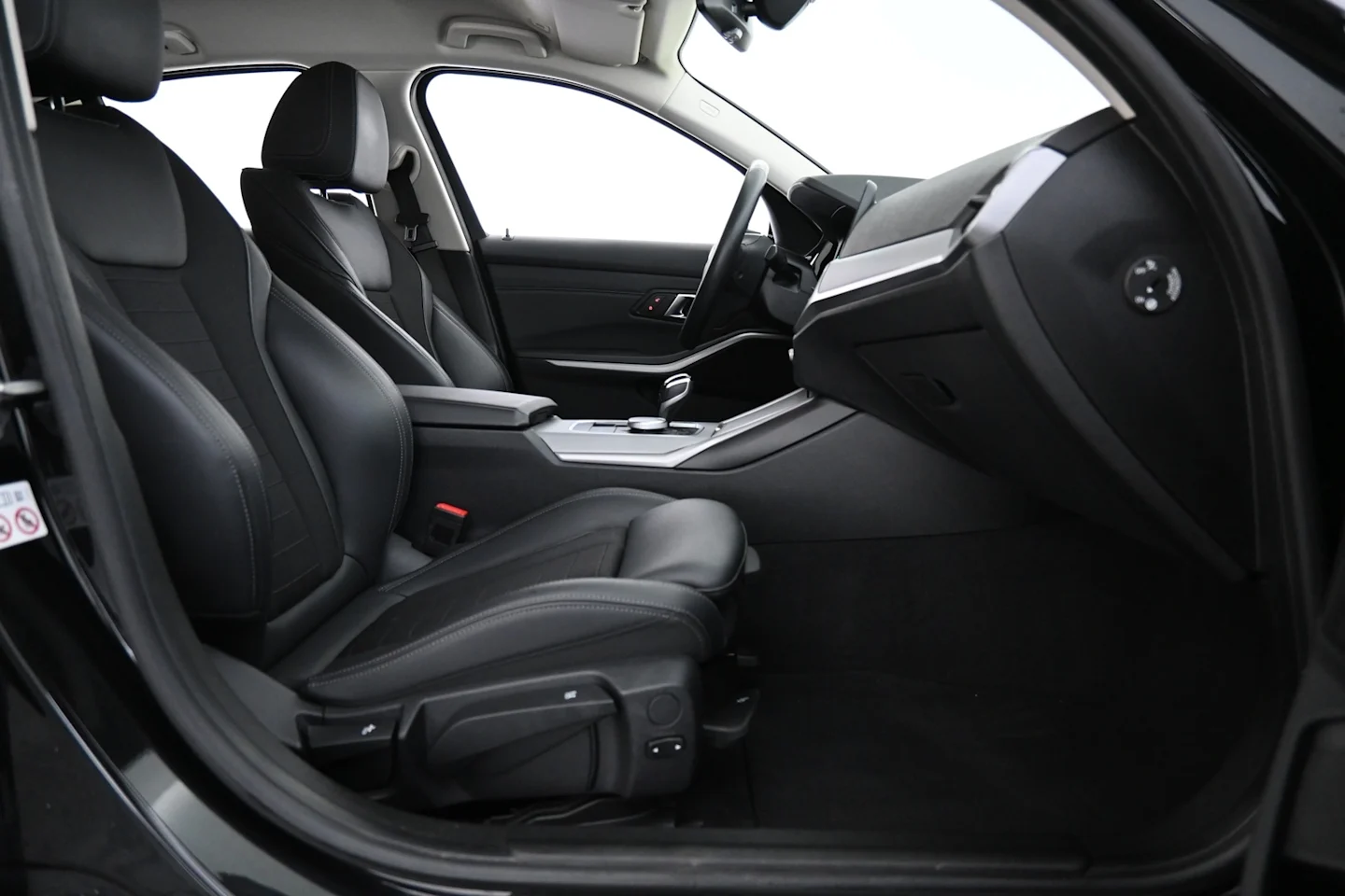 Car Image - W7nJhV8wku5jfss16vAde