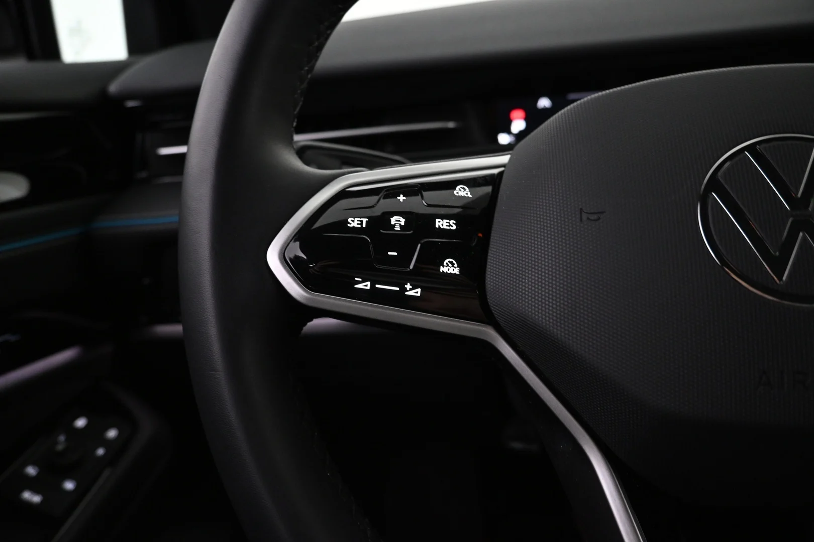 Car Image - 3WA0w2JlFmLKBLIH7T5iMe