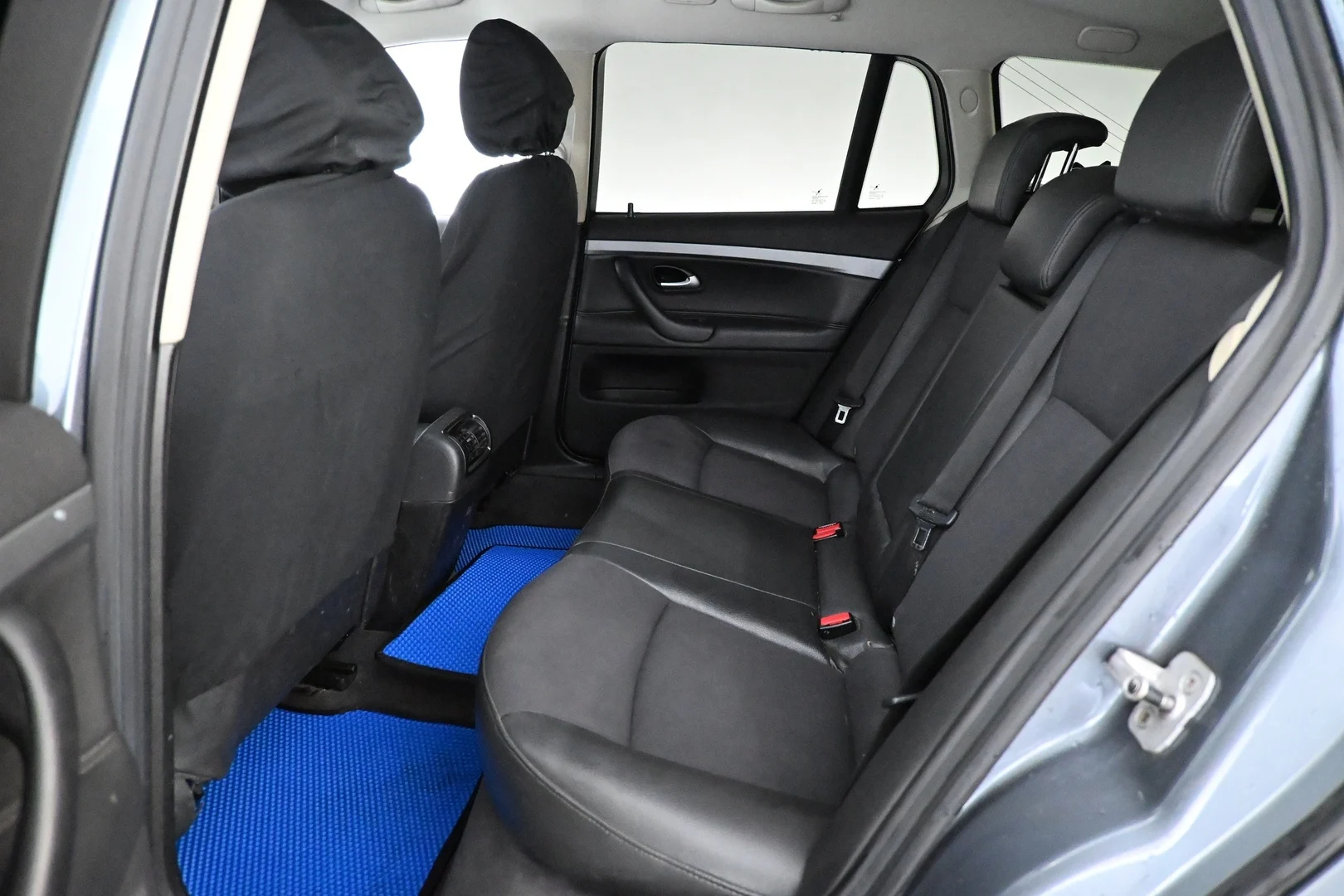 Car Image - 6E2EwOge2NHXf2IOn43Sav