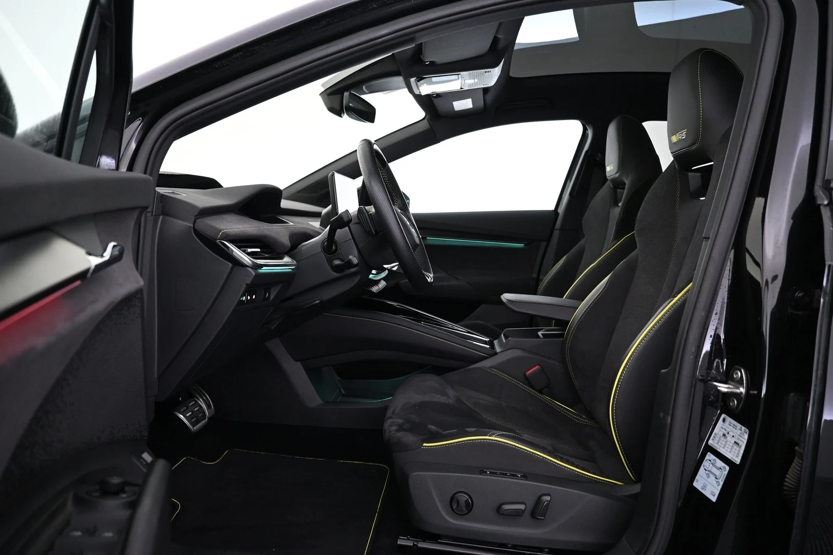 Car Image - 3gwiq2Z6H0w7KLCs54GTM2