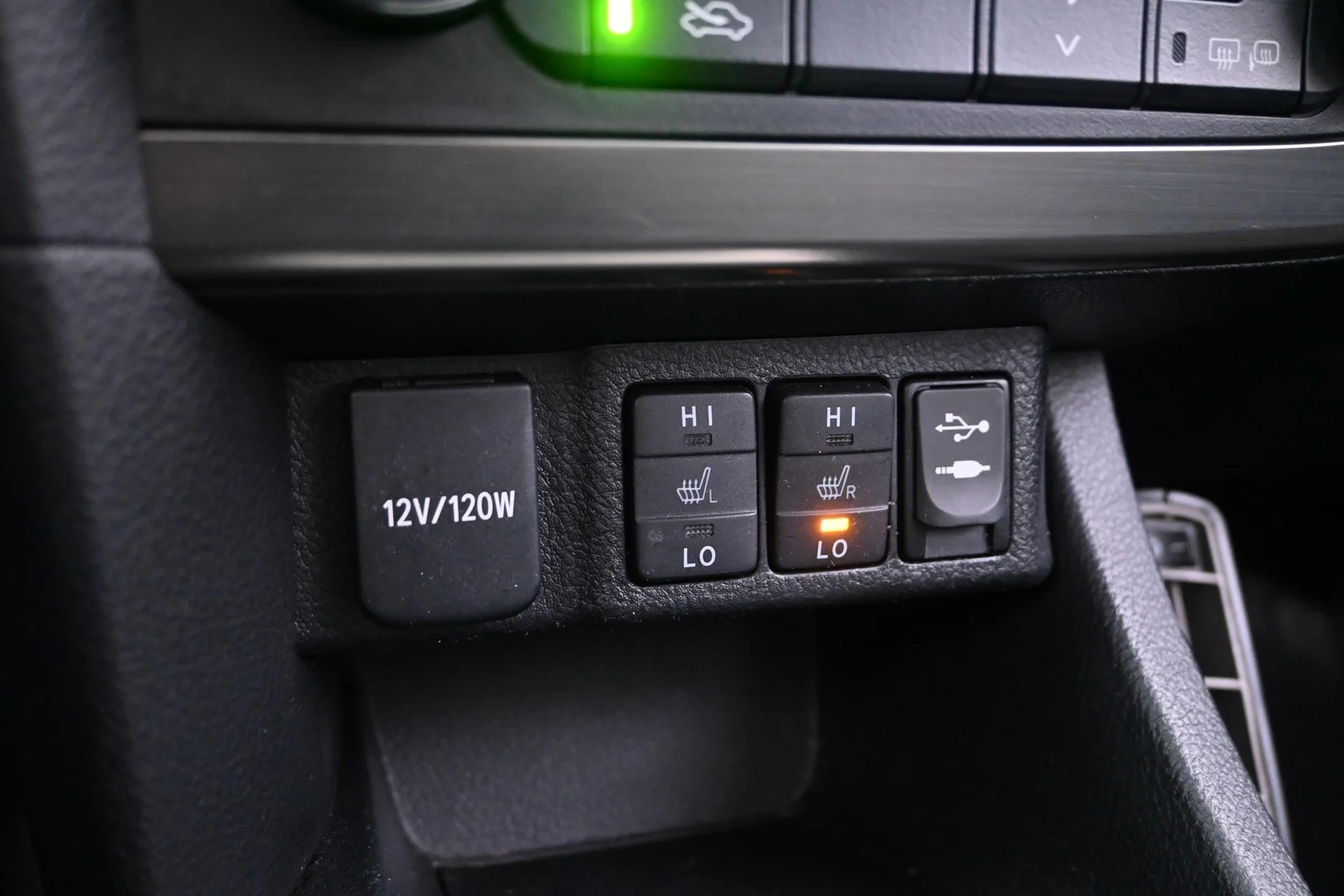 Car Image - Plq1VAdoTmQF0NQ8HYAeH