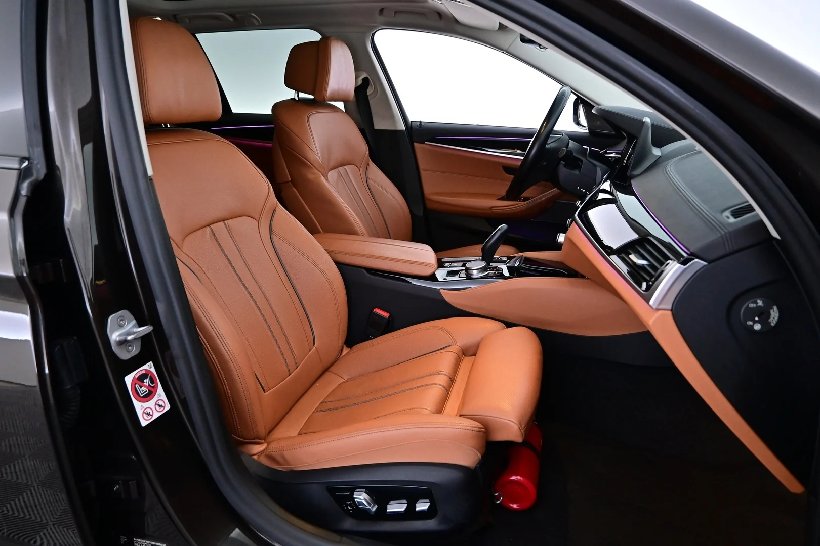 Car Image - 211a8E1UZnZw9jKzqC2p2h
