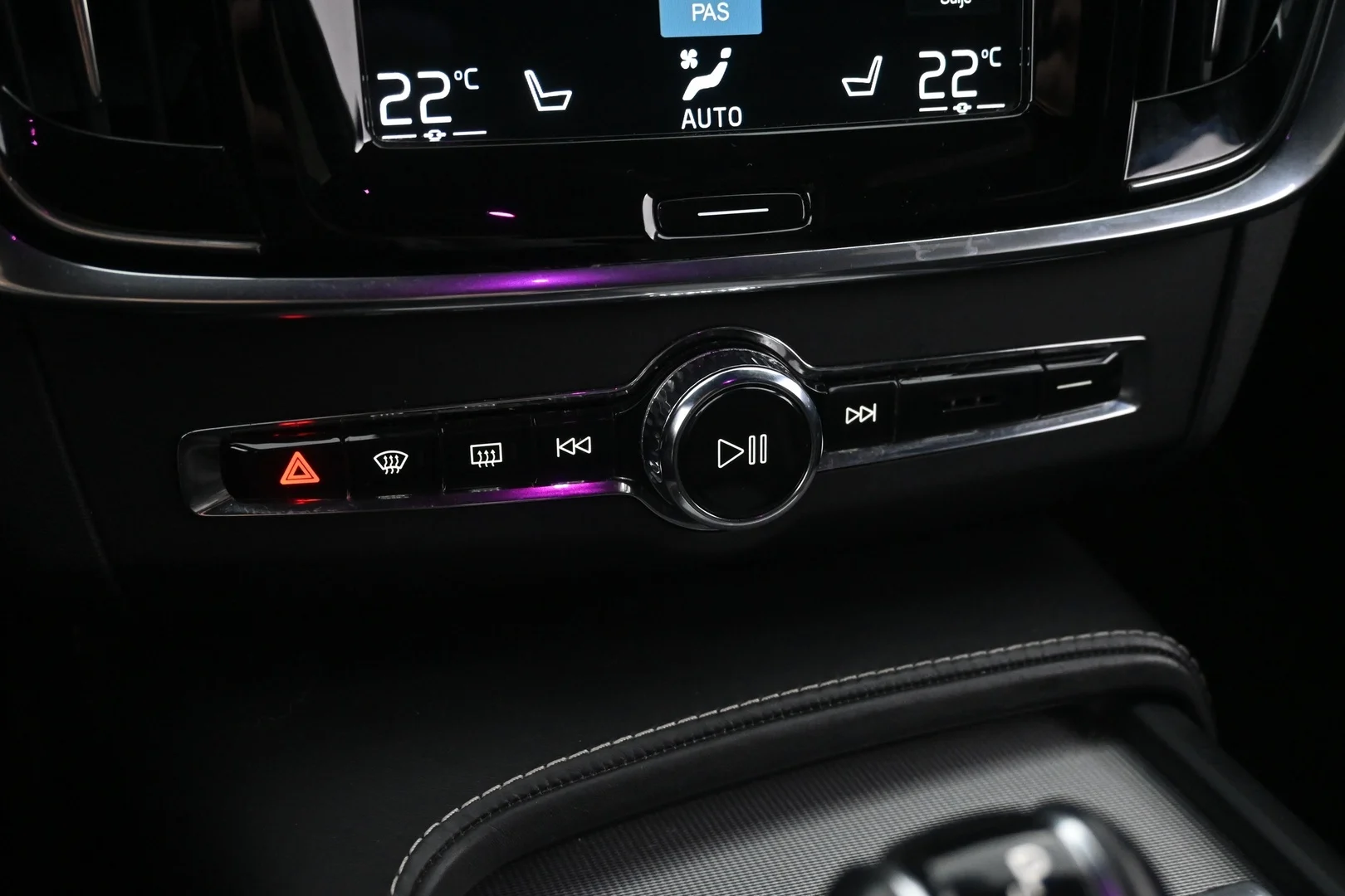Car Image - 3dDIbcUP8fIwrfUQjoBeKF