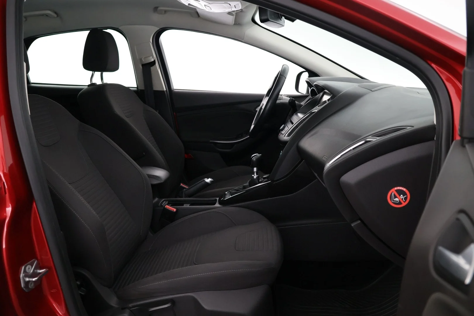 Car Image - 2W5QGv9oSNmCoGiWUTURFO