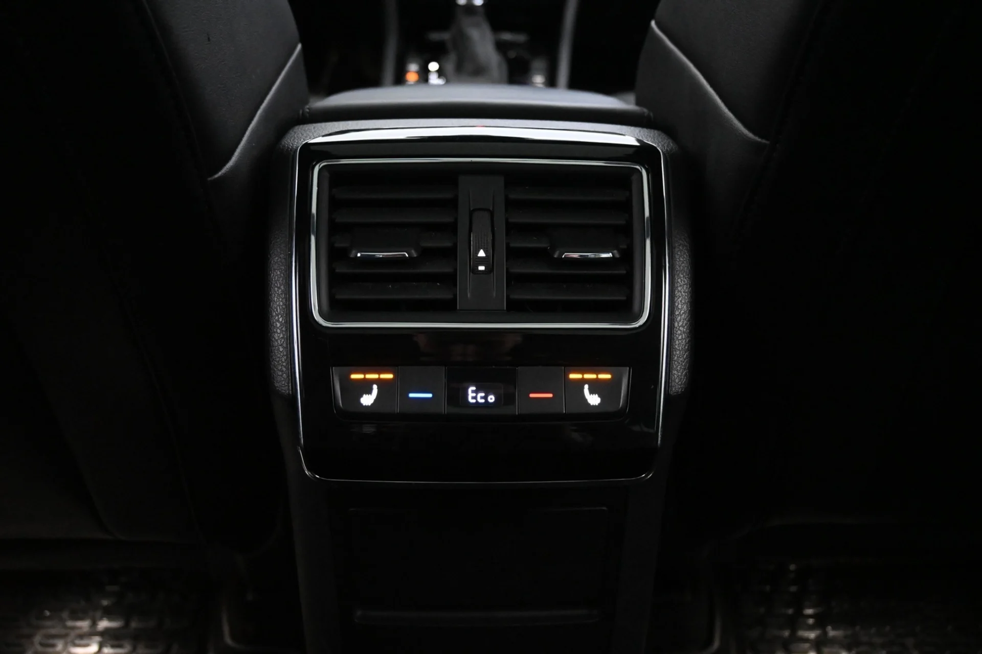 Car Image - 5PLYVYvykWJPMKQ0S0vq1E