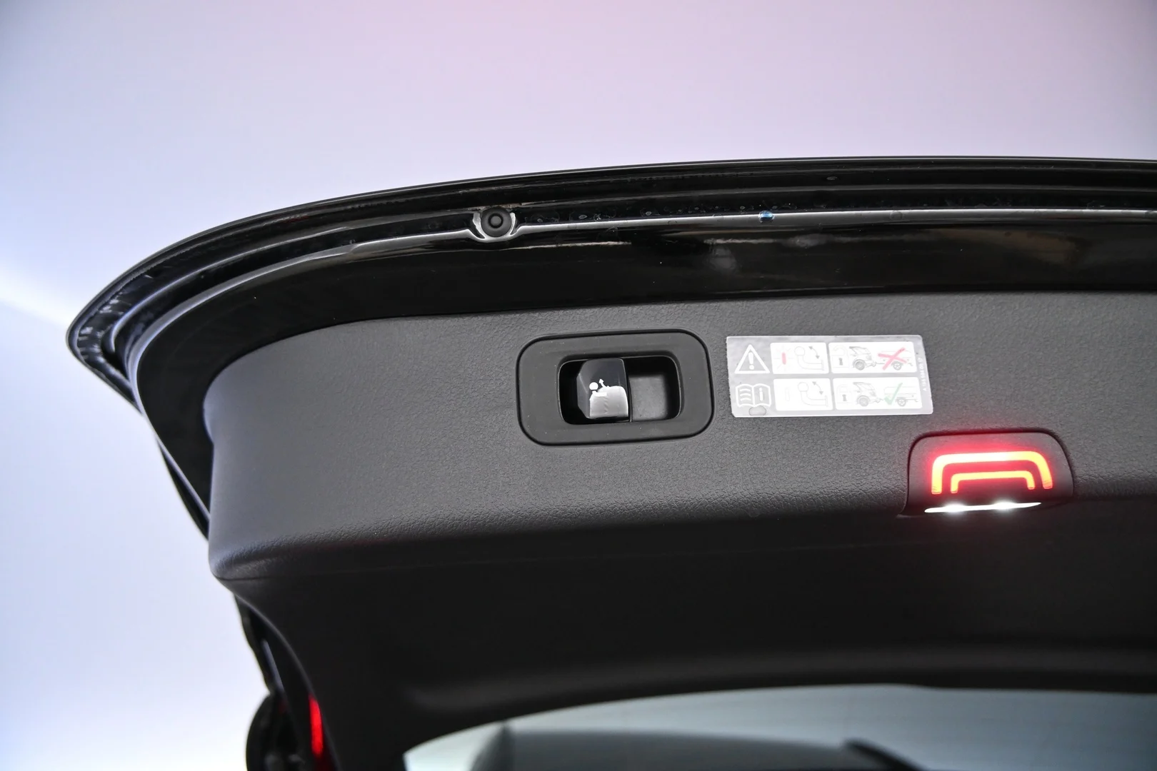 Car Image - 3Gs5bqia4ZTicJceQy2X0T