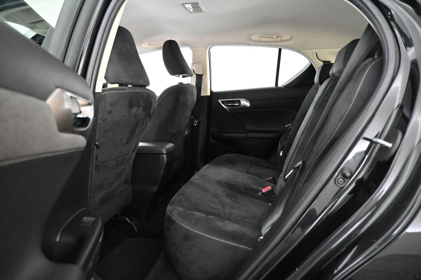 Car Image - 5yyC7swpldZPnXVxXea9KR