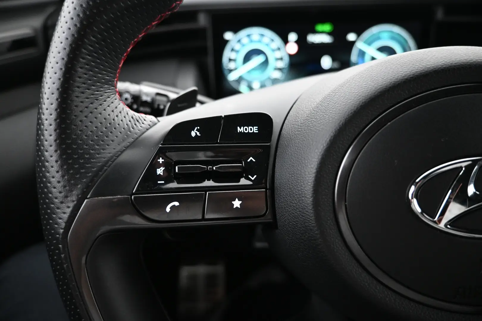 Car Image - rNtrS9iOowfNcSBsxIn6m