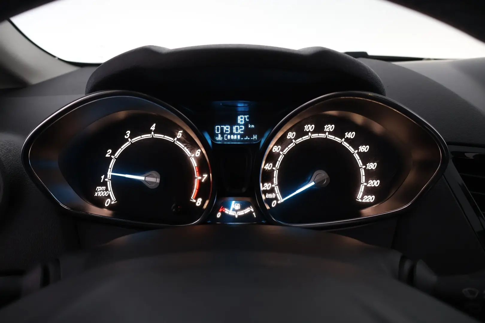 Car Image - 3wqLp2BYhbrWhGx2BDqWYQ