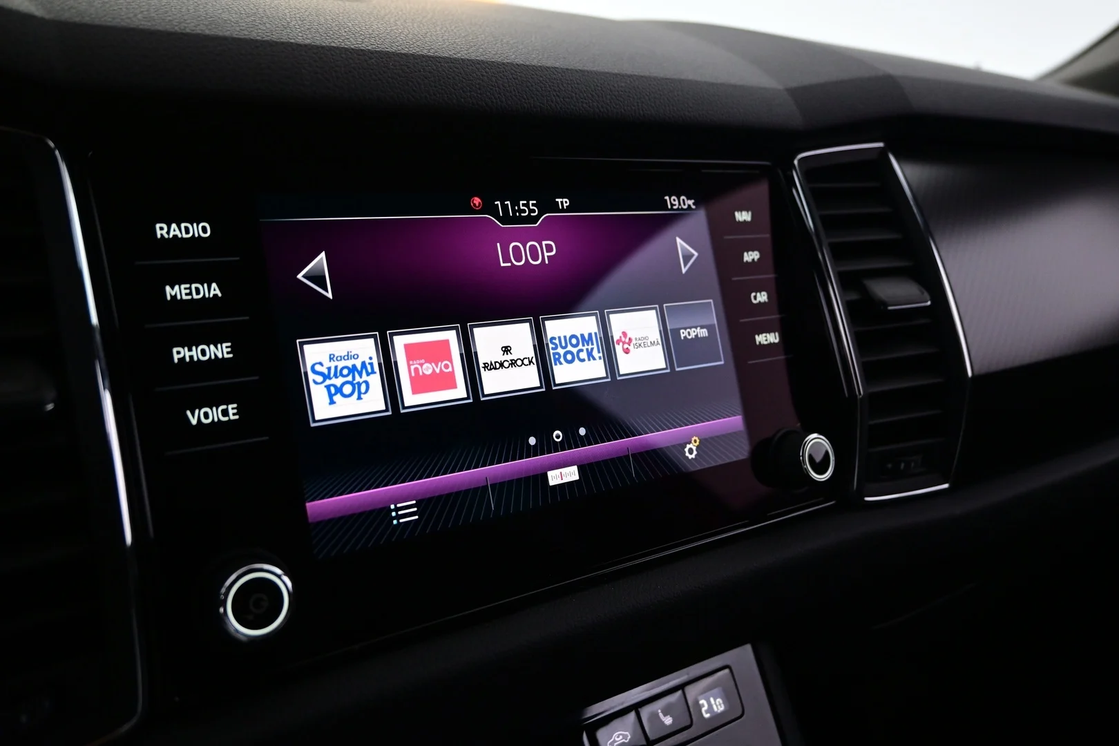 Car Image - 6La1hJ2Vvf76YdgMTy2kmv