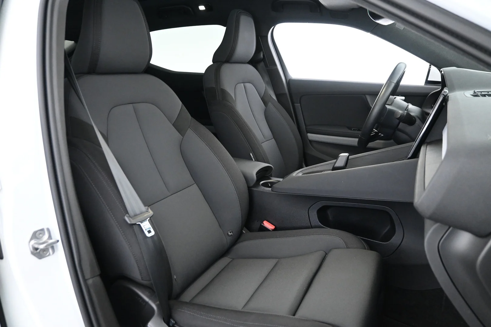 Car Image - 1LzhR75lq3iowIiMkKJmlZ