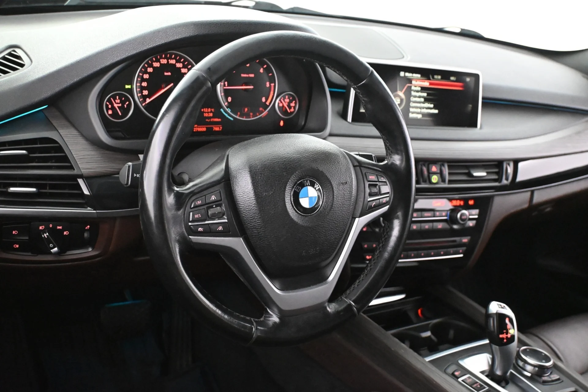Car Image - 4WL9DlTyYewf6DquPkGpal