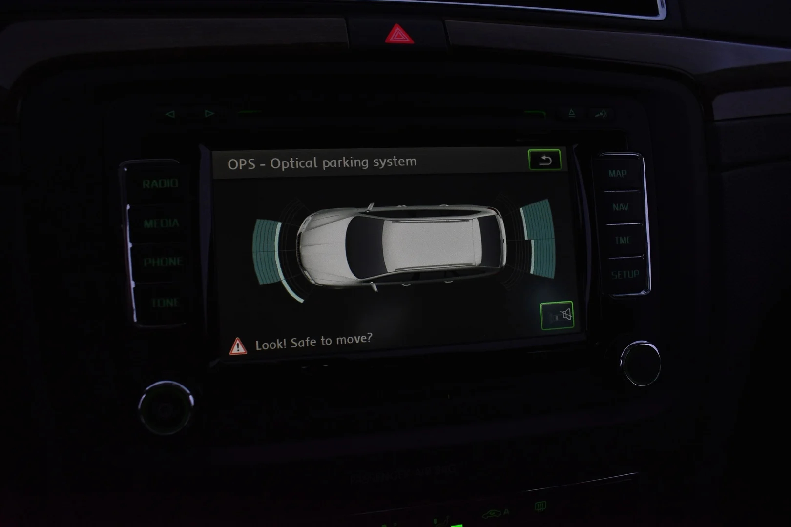 Car Image - MS4iWvbiEdivxwB4uEoip