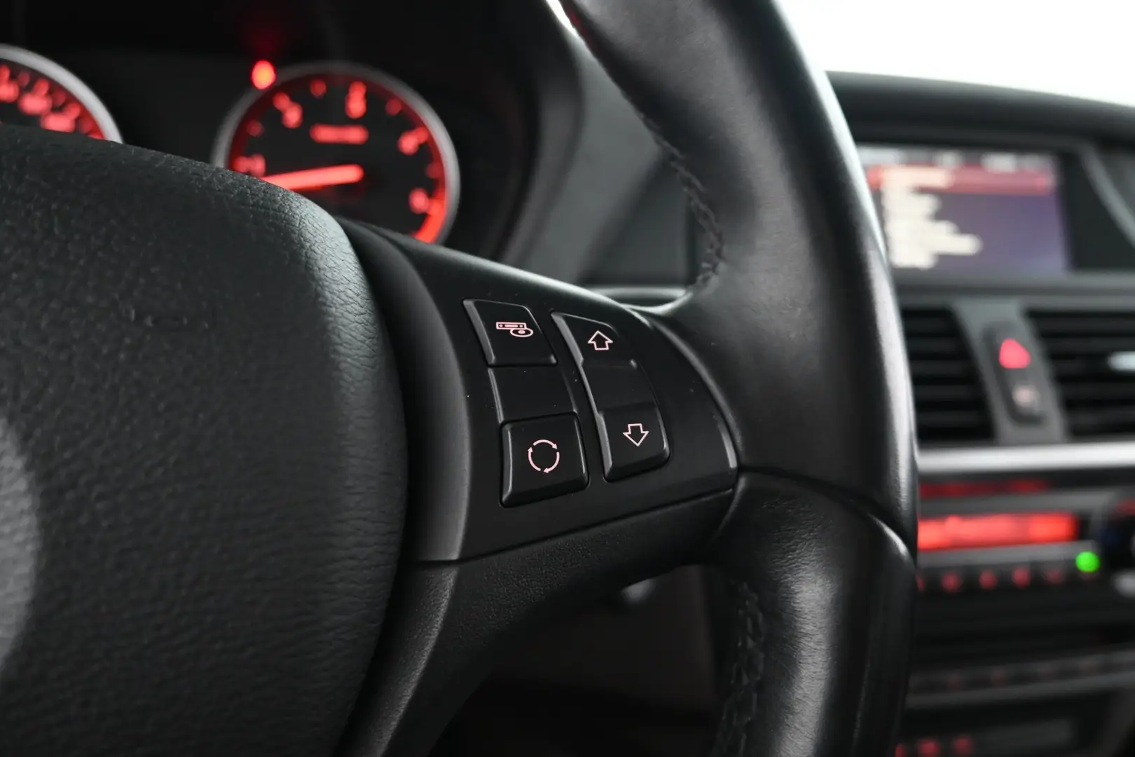 Car Image - 6W4hTq3TCkPkajleaDBcur
