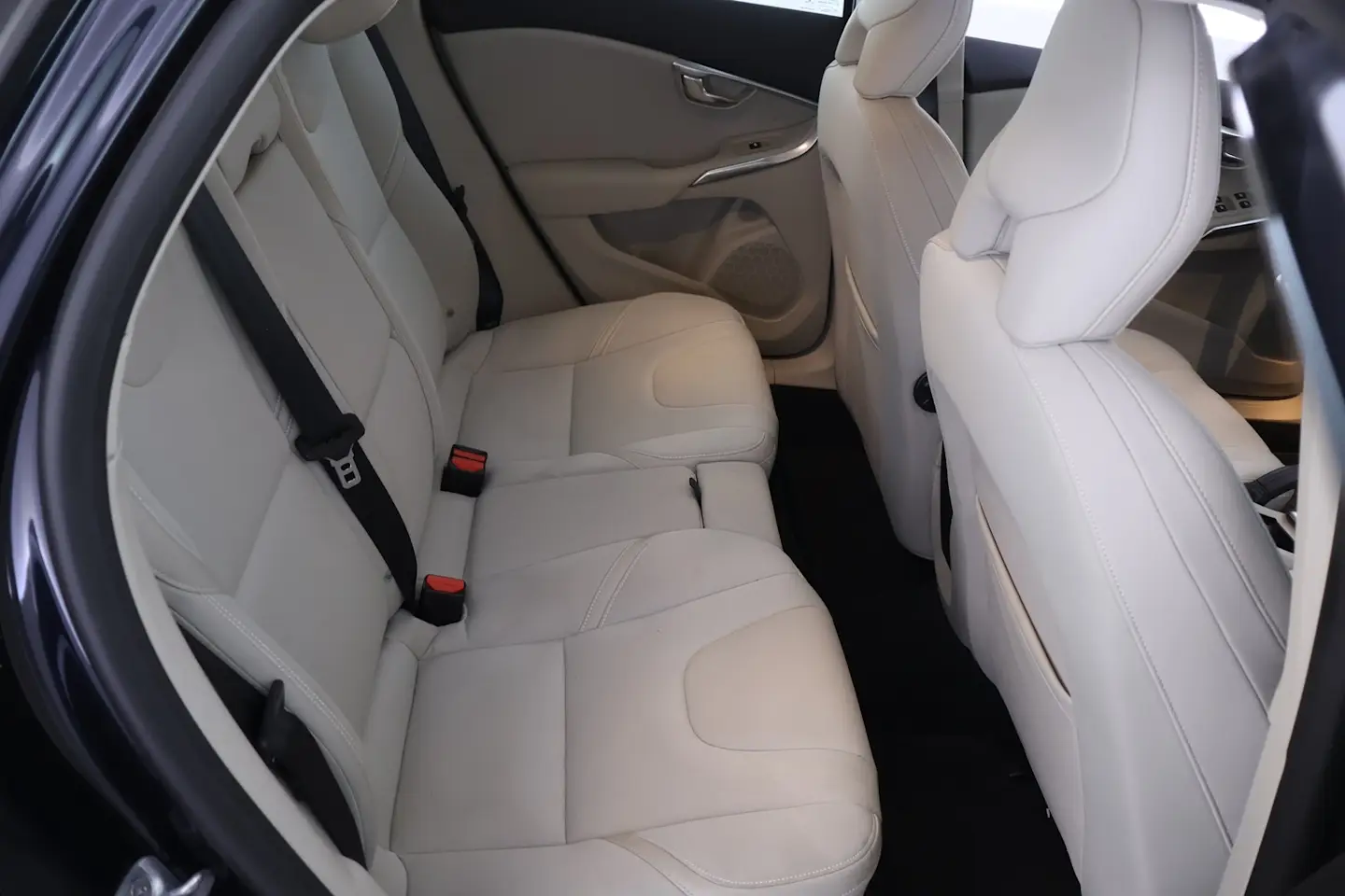 Car Image - 3UMfZqDxBKi8E8XAH27PTI