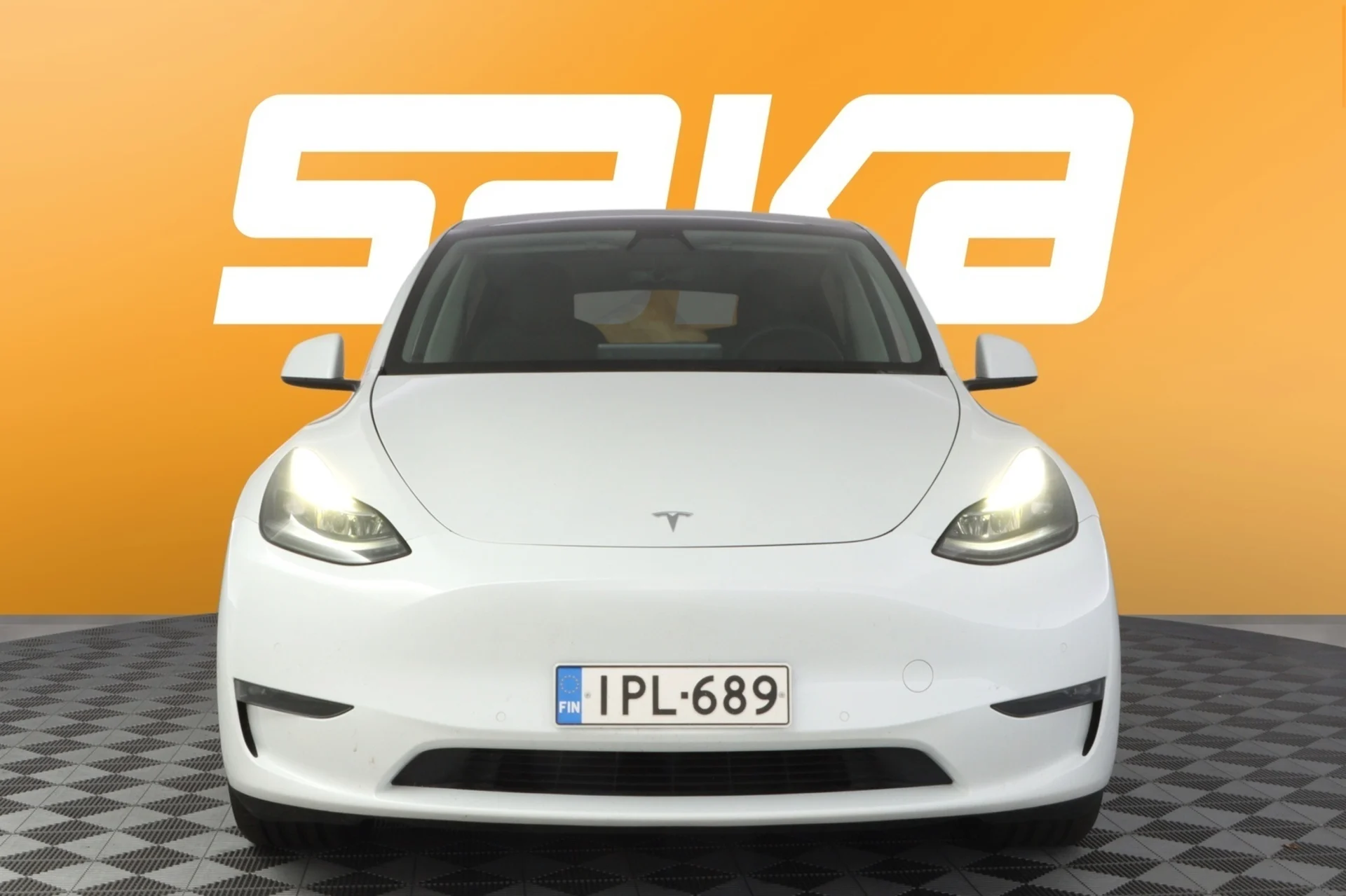 Car Image - 7E2IKaOAjS0va52UR5r25d