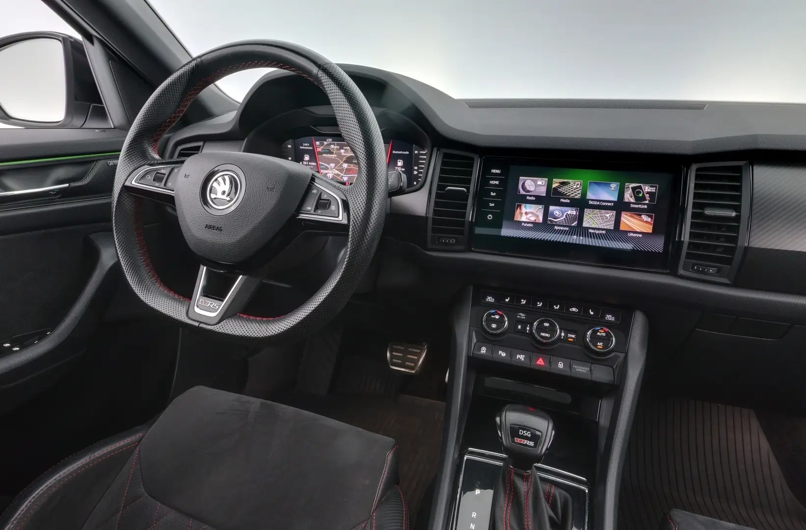 Car Image - 1lgOXsAKYKM1xOmFq3Tg5b