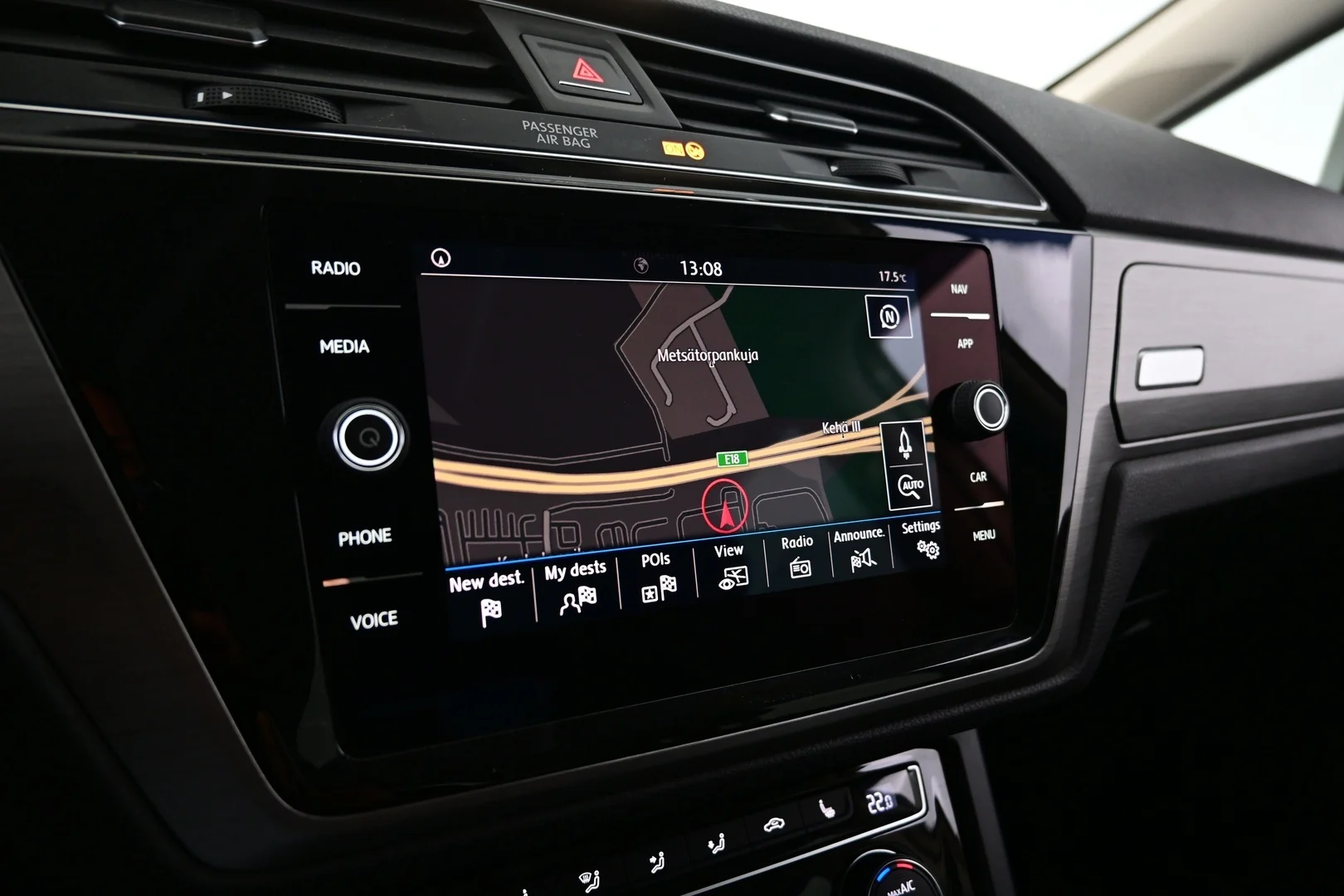 Car Image - 2lT8v6daeNxxO6Q5wbMZiG