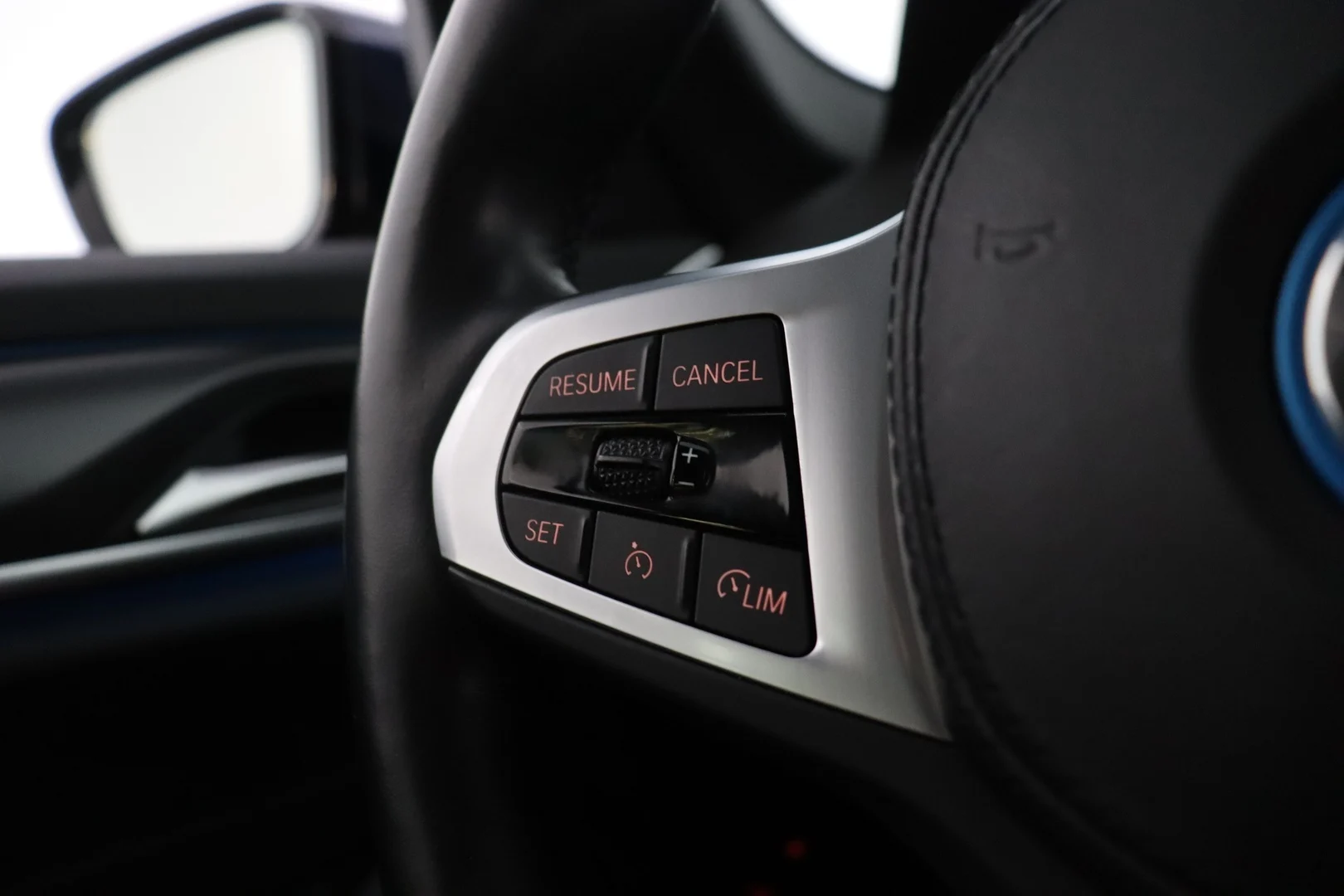 Car Image - 5t2mSGZ2zlvO2xSYOh9tDV