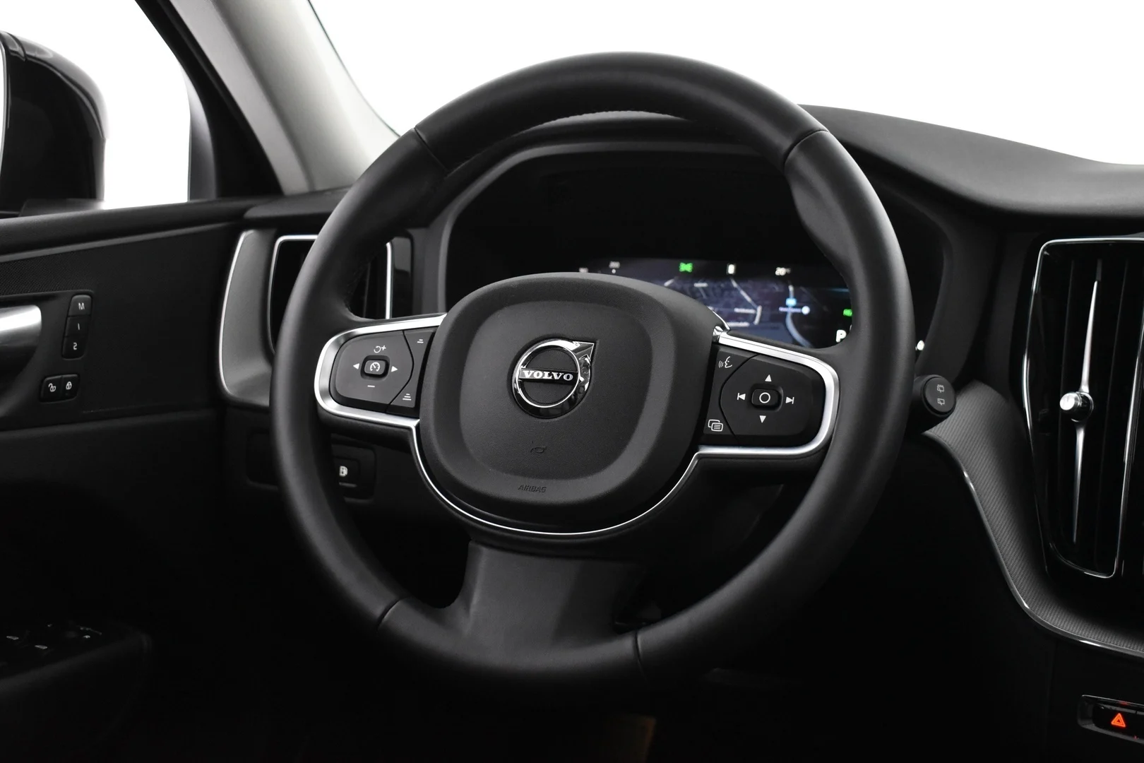 Car Image - UkDHRV7B0gWjFV2qsPc2e