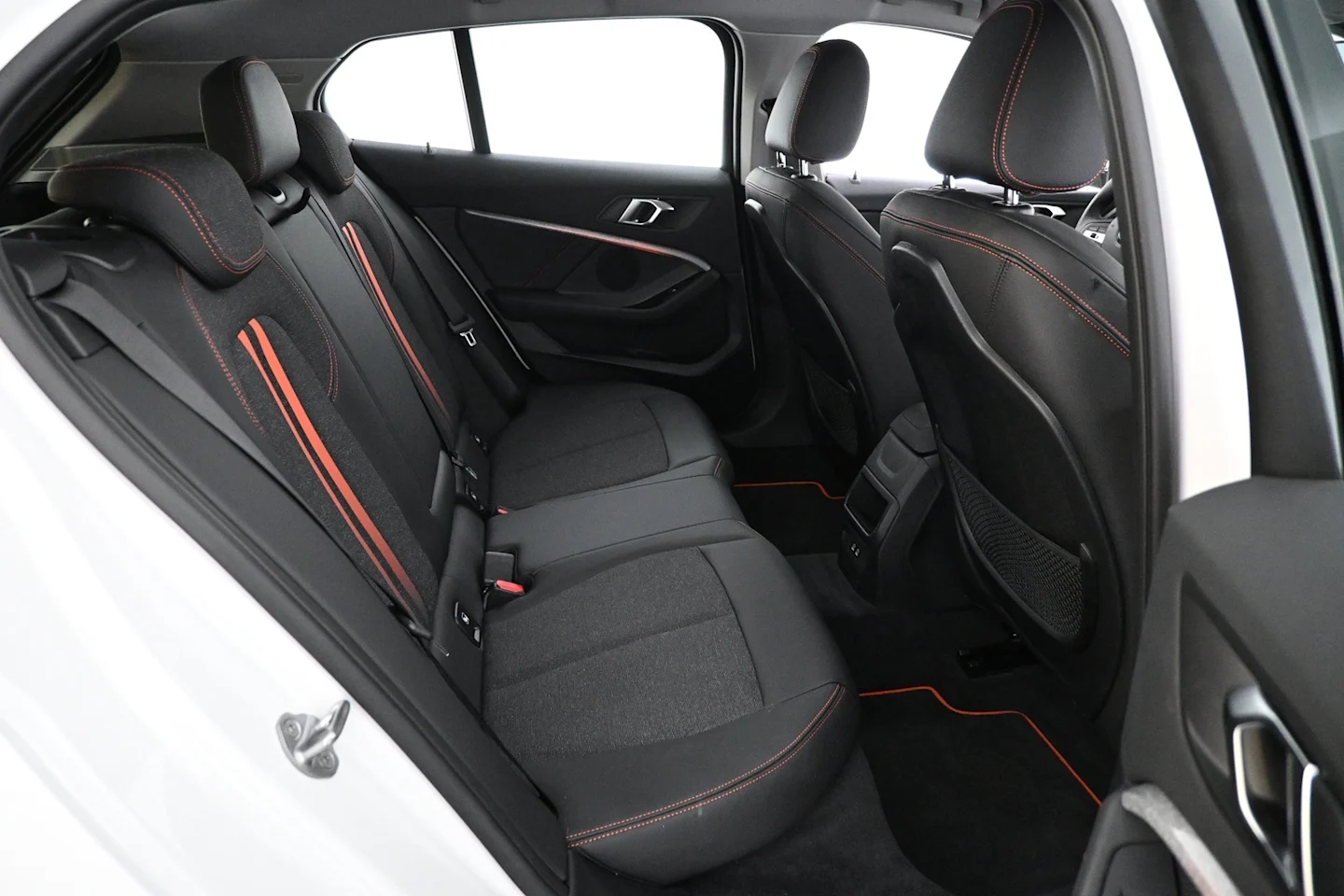 Car Image - 6wVluhMxAzH7jCWJsmZ7wN