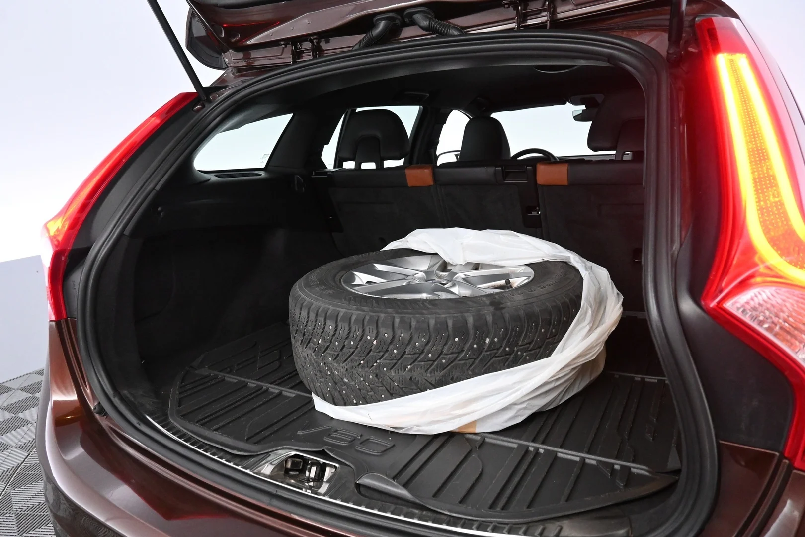 Car Image - 1PFg1fOTlp9Dygn1AxzQhv