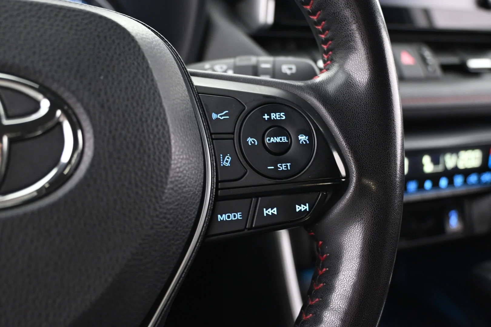 Car Image - 777McW7TEsKkFkiwHqbFCV