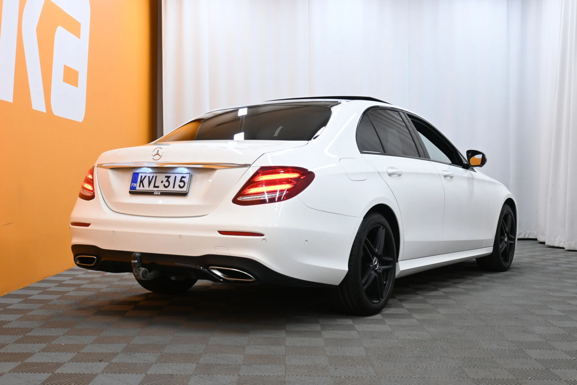 Car Image - 6rJvEPAIaPAJjDsv18Oe7v