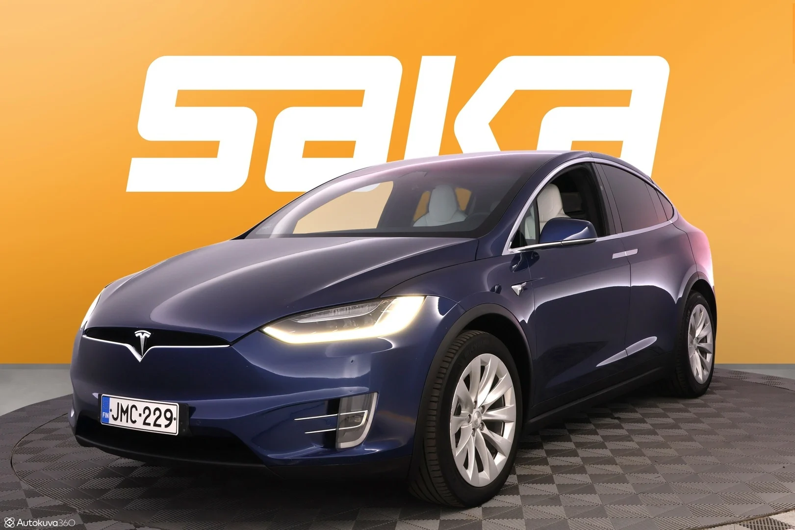 Car Image - 3dfietUaewlPtmt6iE2Ely