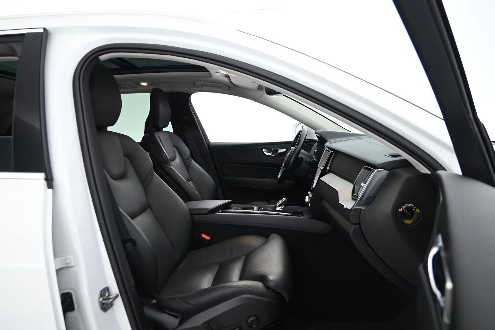 Car Image - HD6Oo1GLbZFGUL2mz8s0p