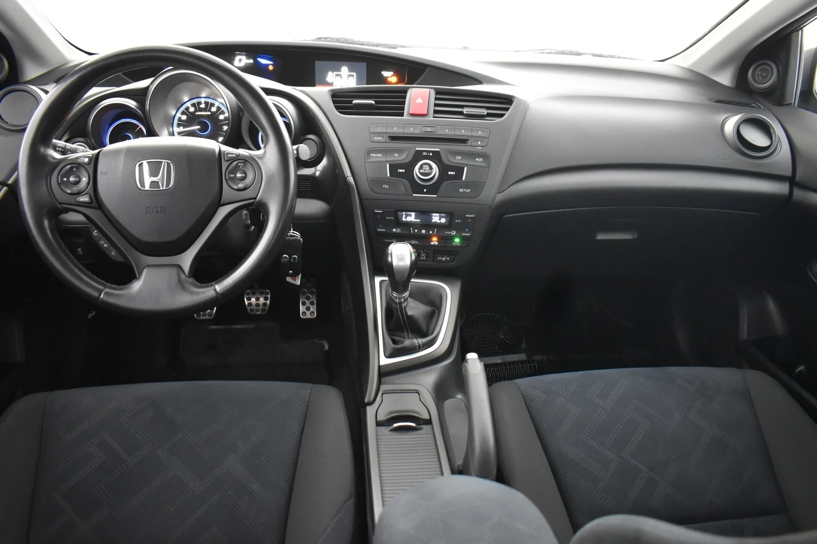 Car Image - 5q9vIcSYU0yEPUe4HpjXz8