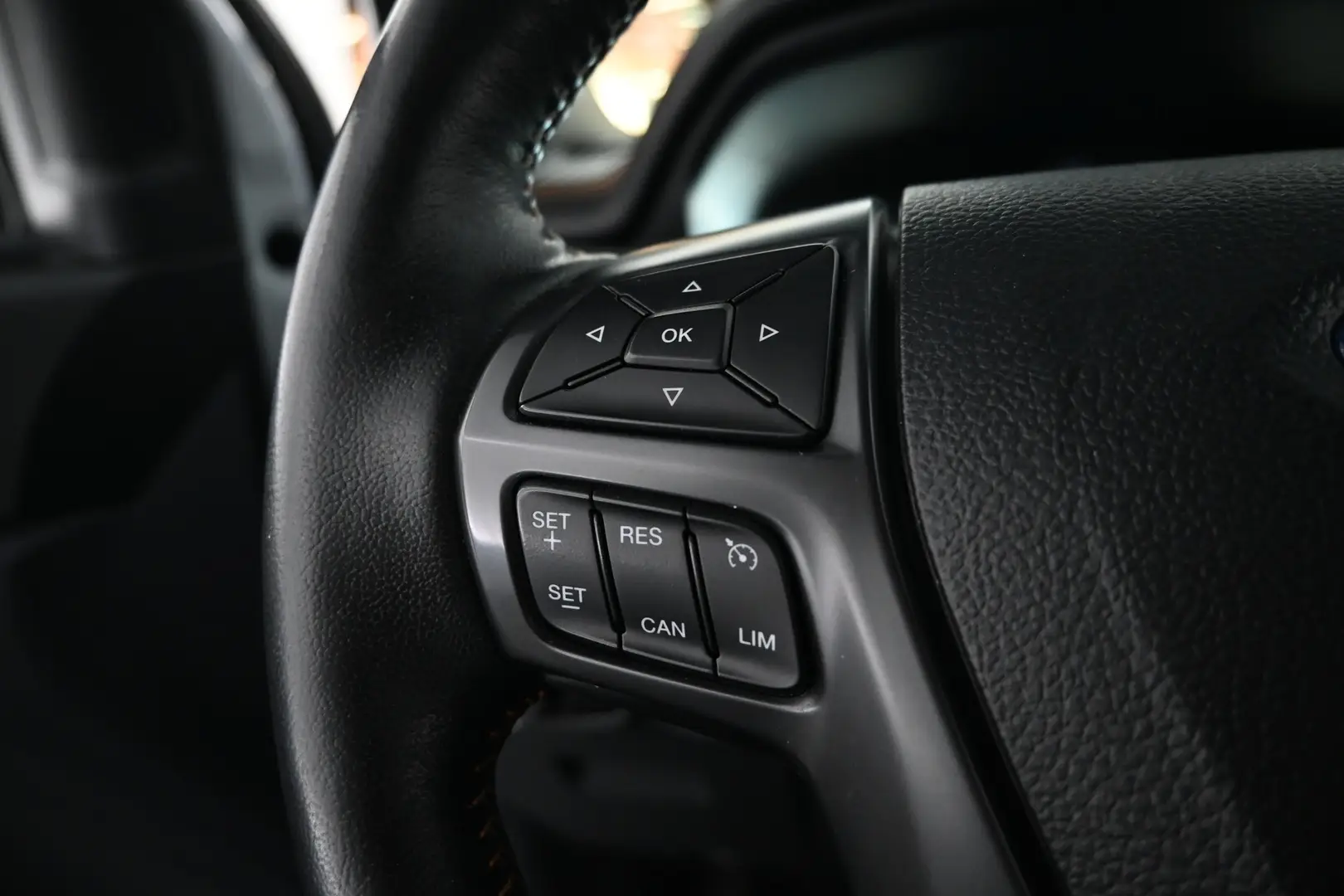 Car Image - 7y9LZqNceg18cnvNRWNt2Y