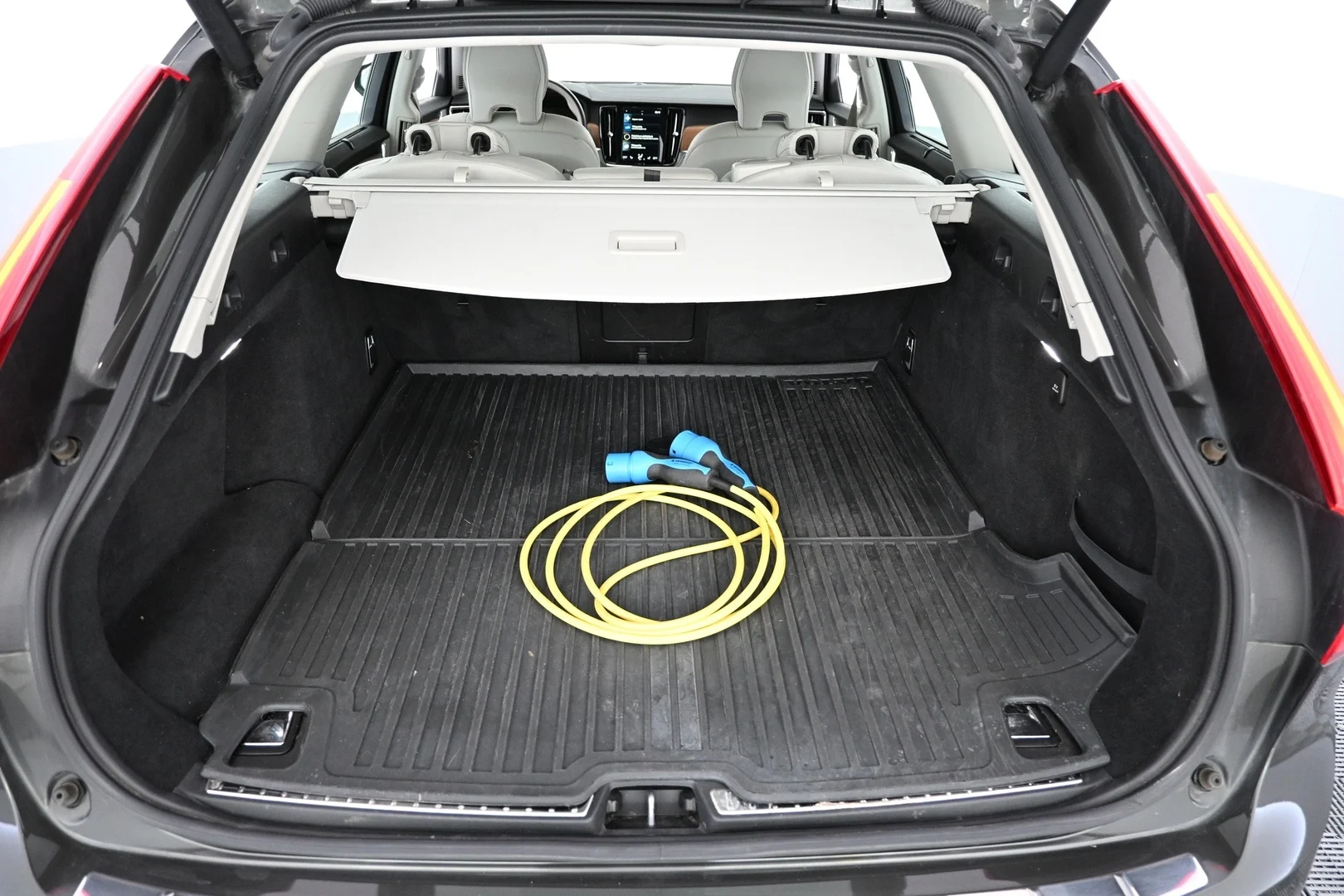 Car Image - 6FSEa5ecpzpLOjOgnEuGwK