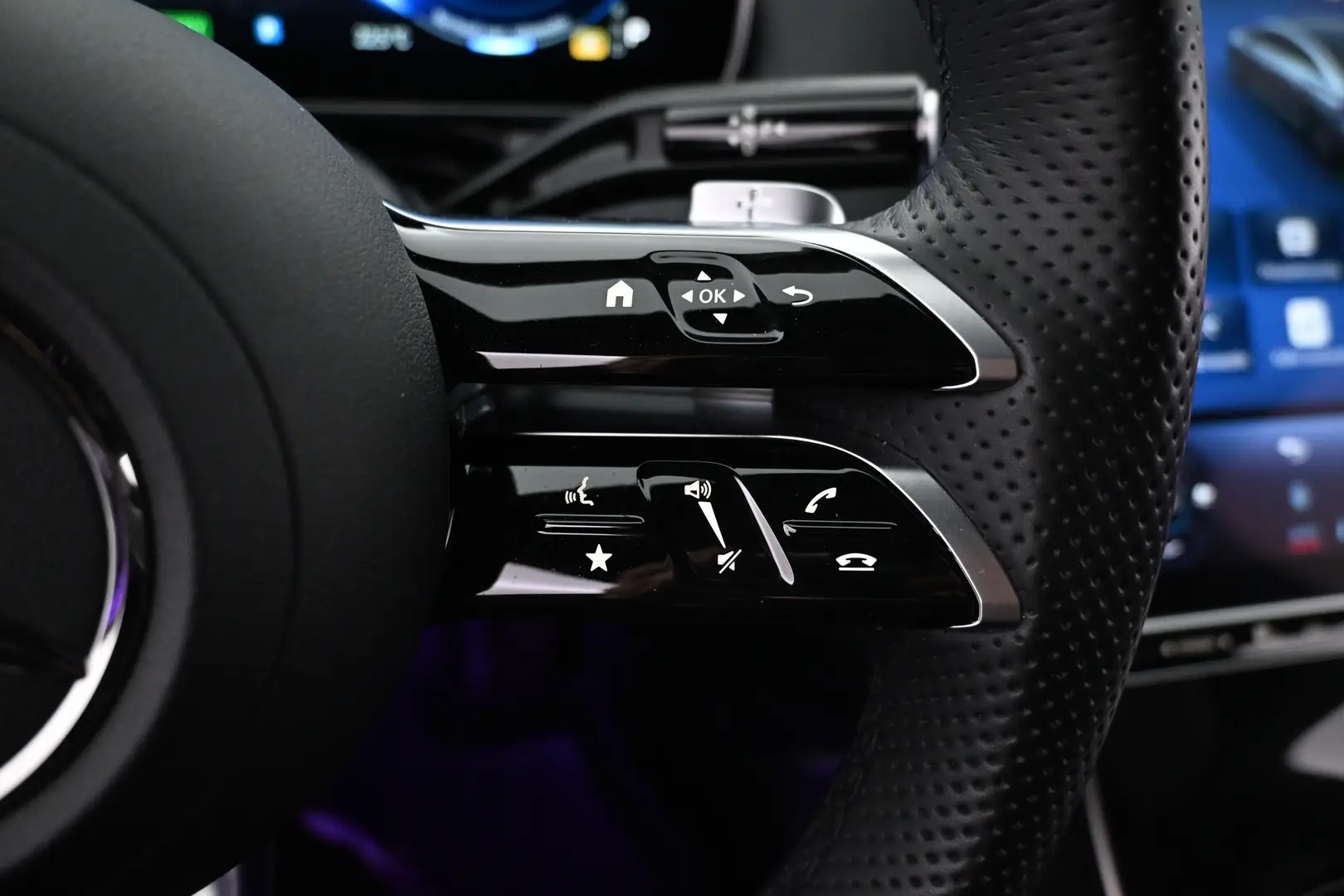 Car Image - 7fGZ7ztht2kHKUD8yBqrAo