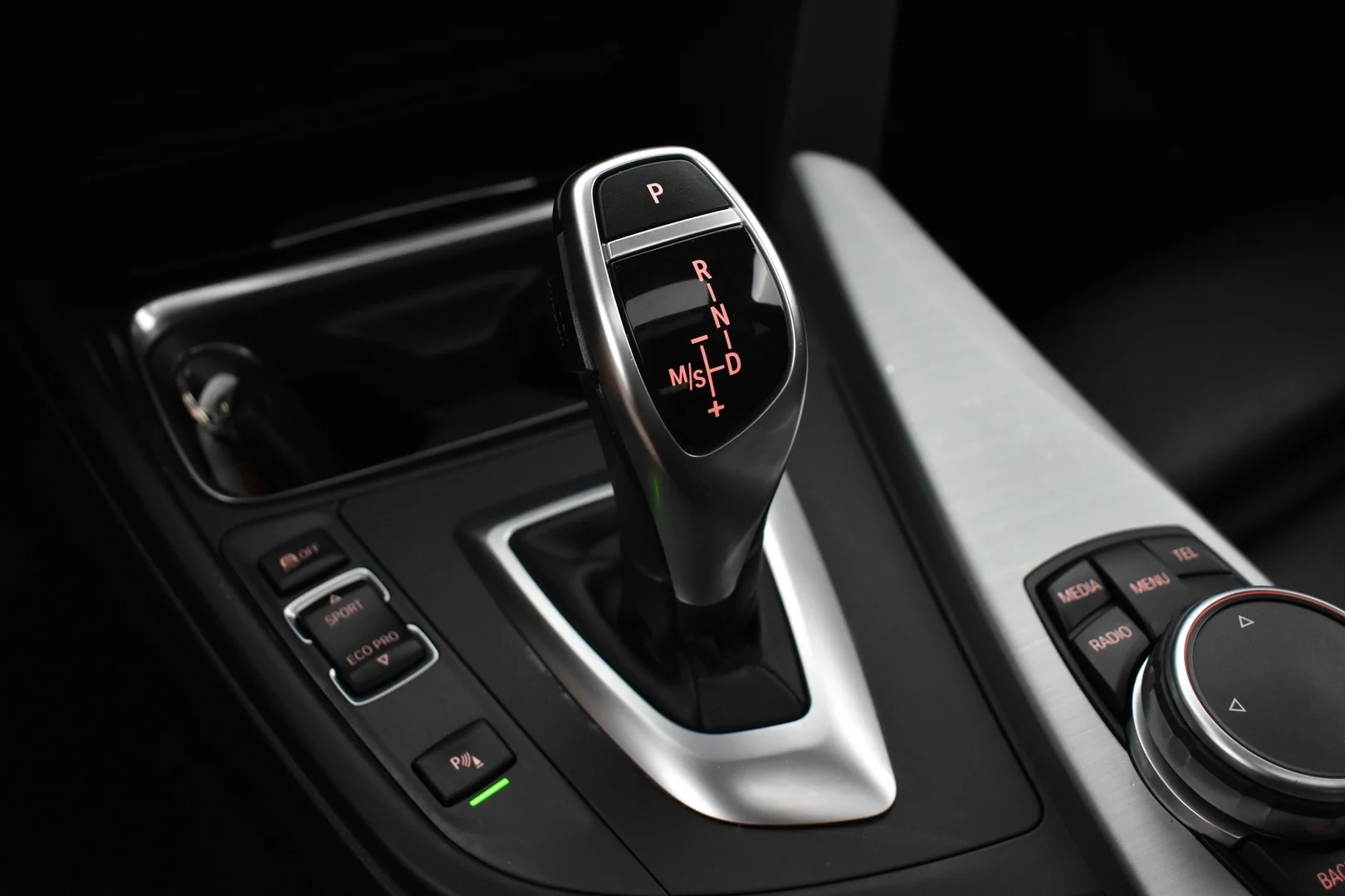 Car Image - 4w0cXYo4YtfZScTXP9ZzLh
