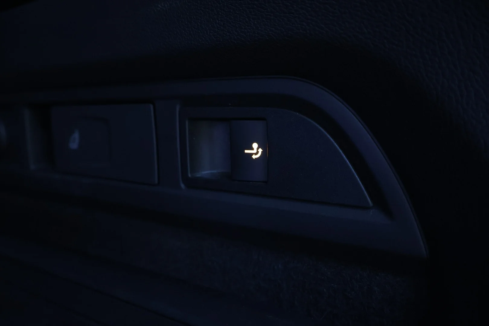 Car Image - 7uogmKNpzf2aIPJcpooVbm