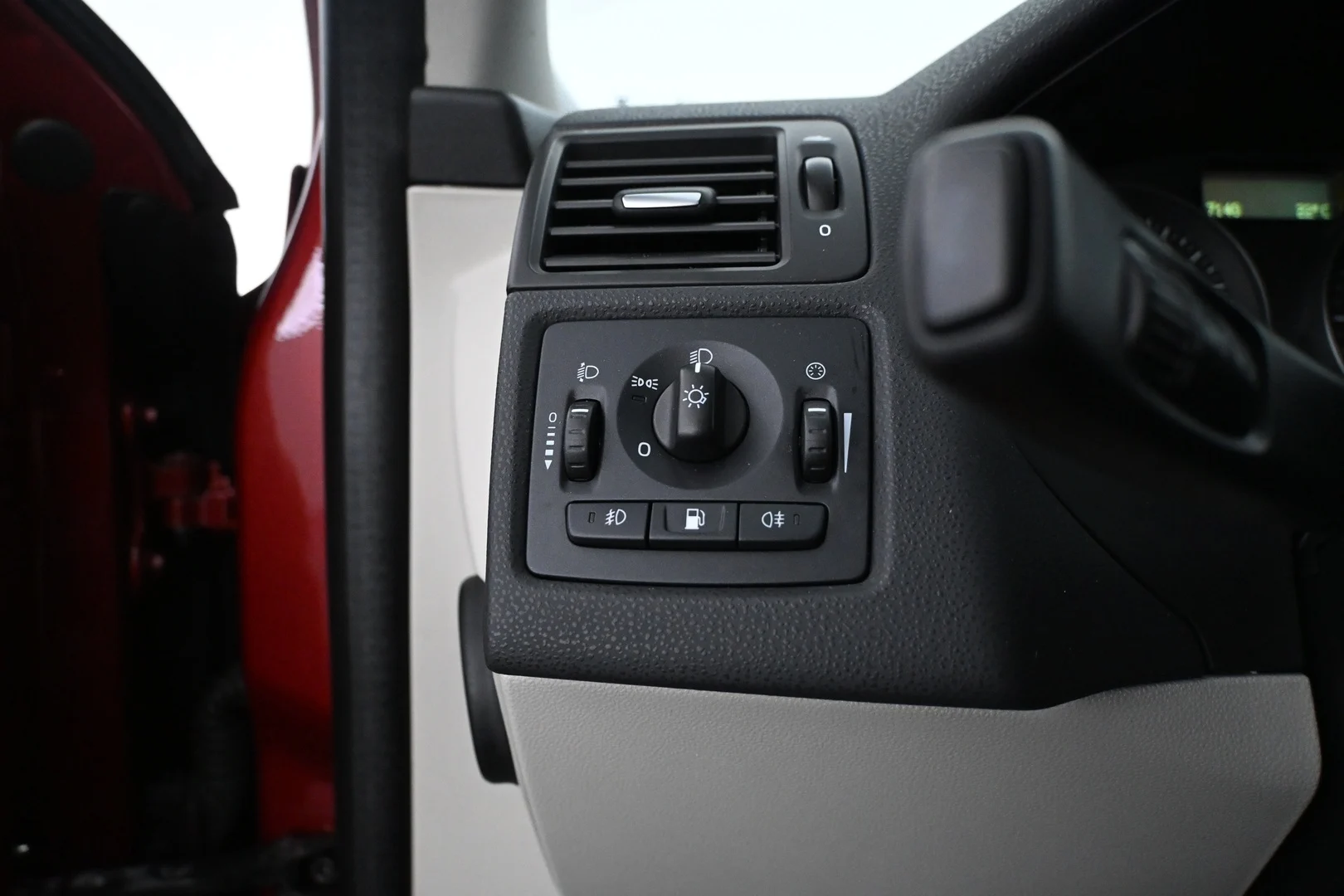 Car Image - 5RPsAn0kj4maSpNFh9Xw31
