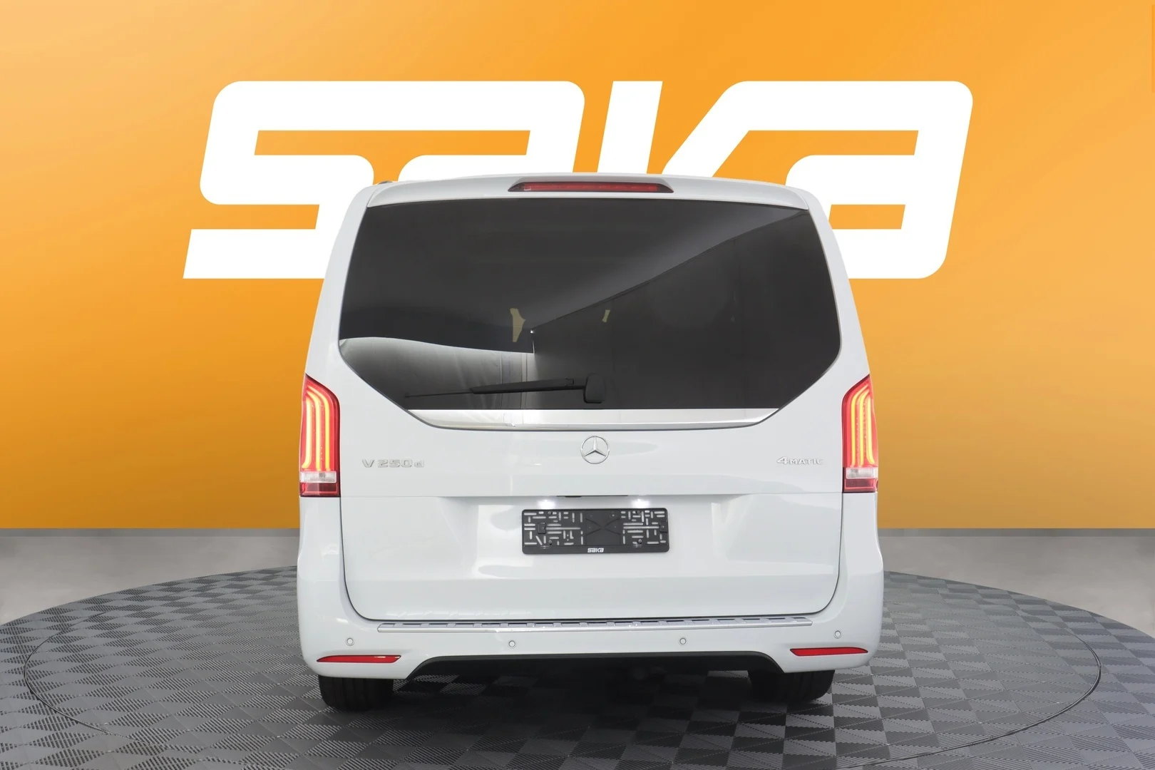 Car Image - 7skbhjry1touGIg4C16vKD