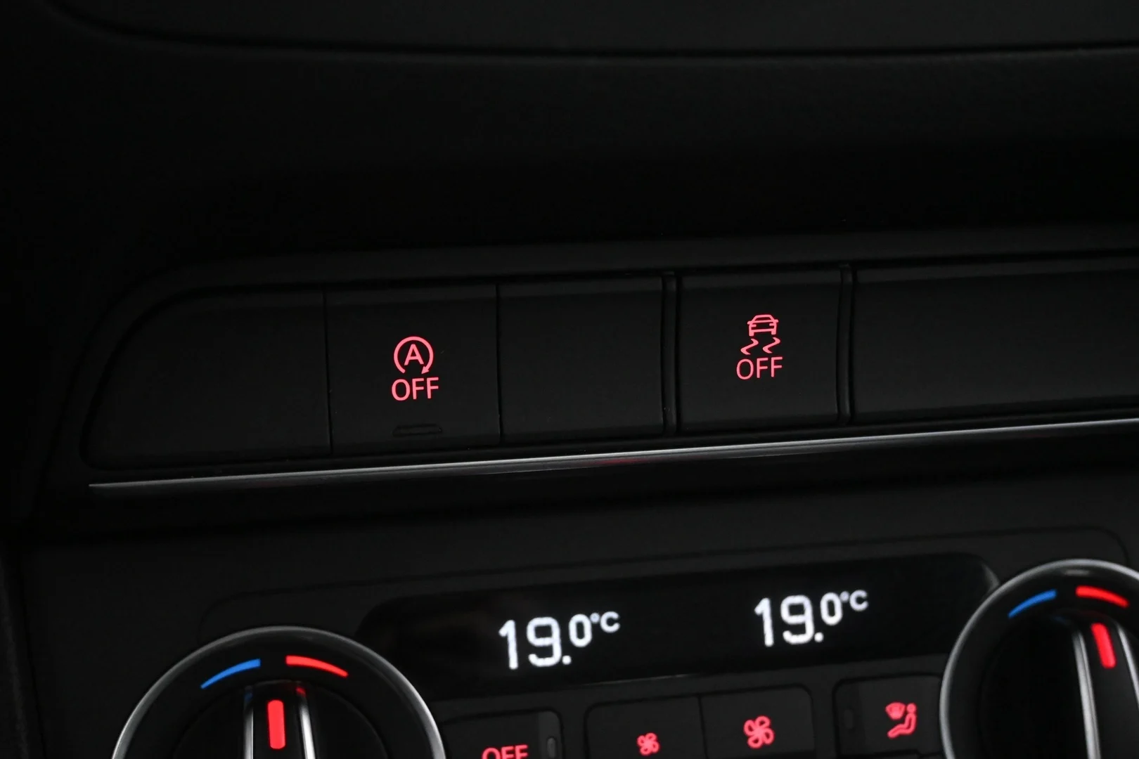 Car Image - 4j3ytmA3wLXlPuF8IjLi1T