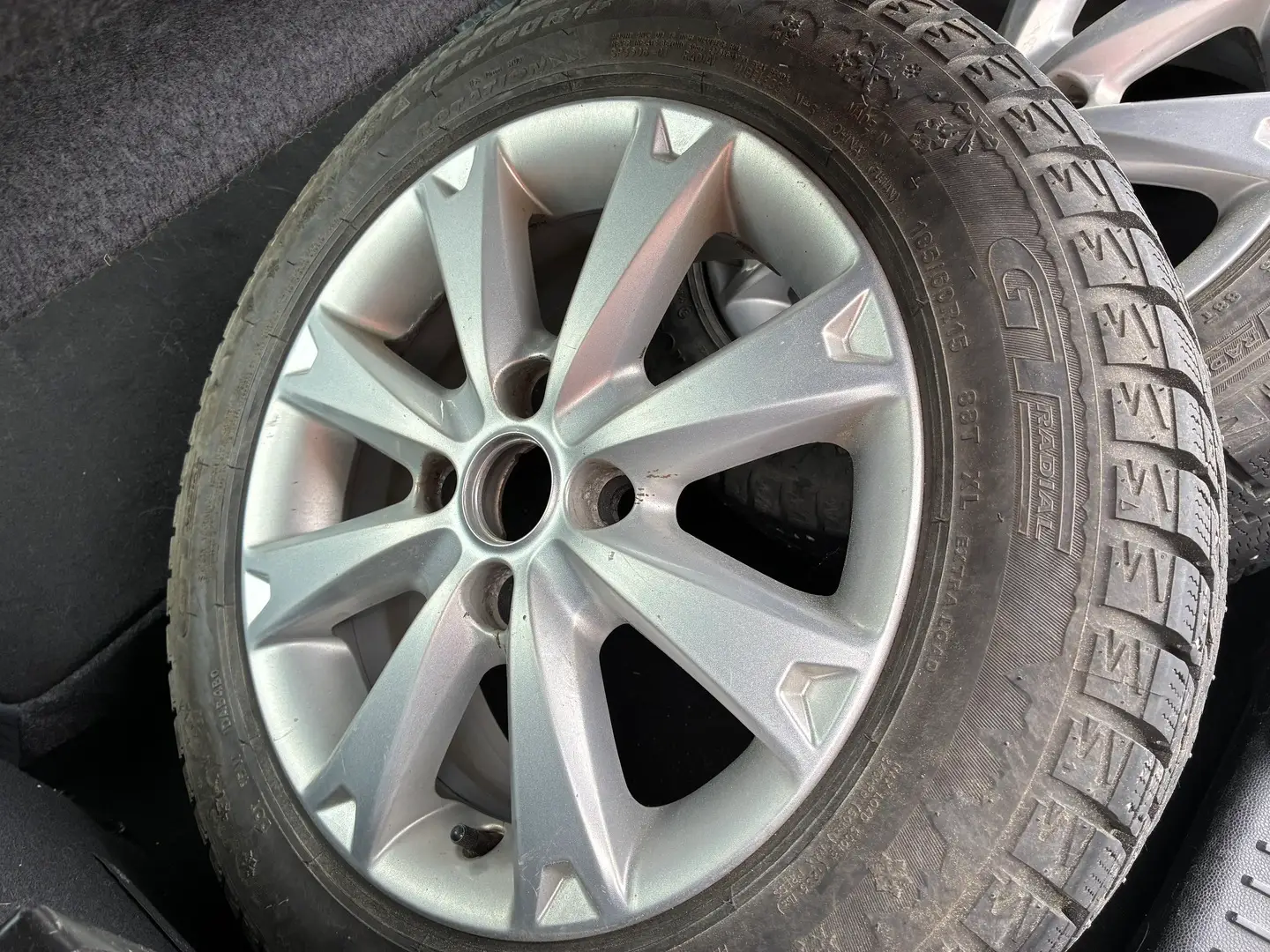 Car Image - 2ma0Vief5ooyEb8wkfjTpb