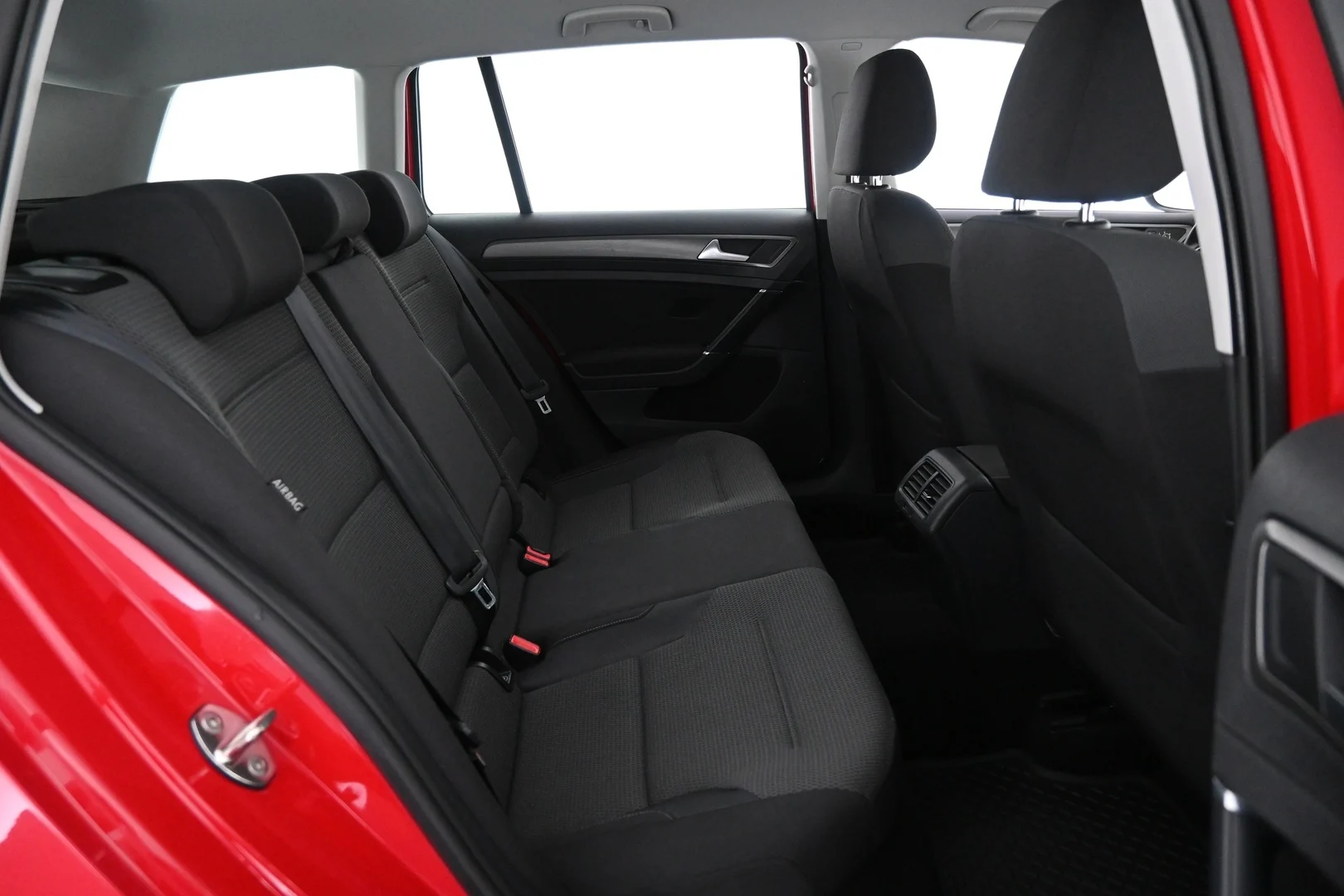 Car Image - 4BSjYi6KXViEcZJ1NICk7Y