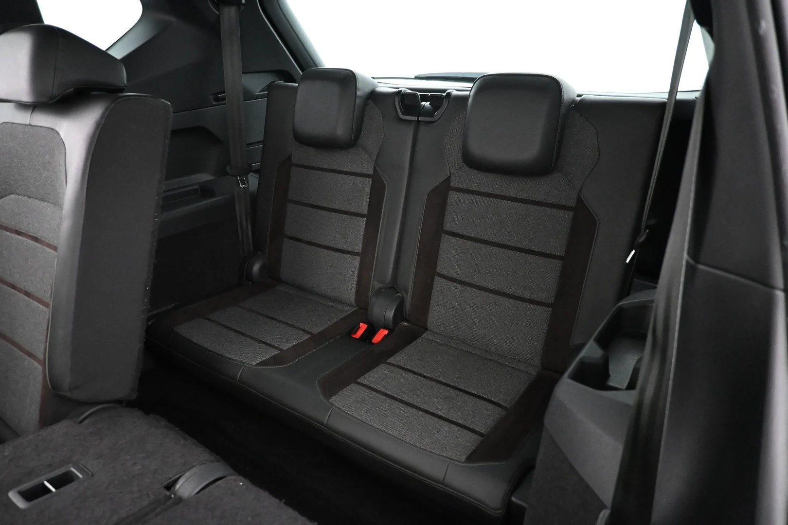 Car Image - 168Cdp2ijW0N3NOxZvpmyo